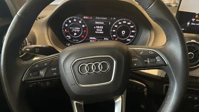 Audi Q2 view 24