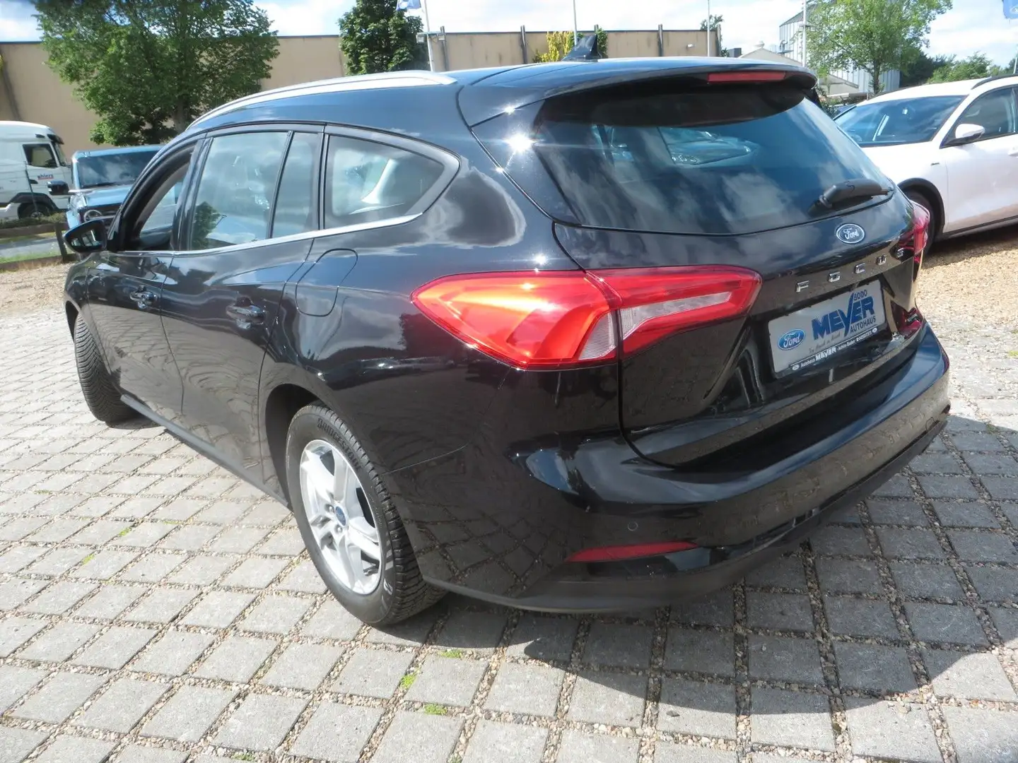 Ford Focus Turnier Cool & Connect Noir - 2