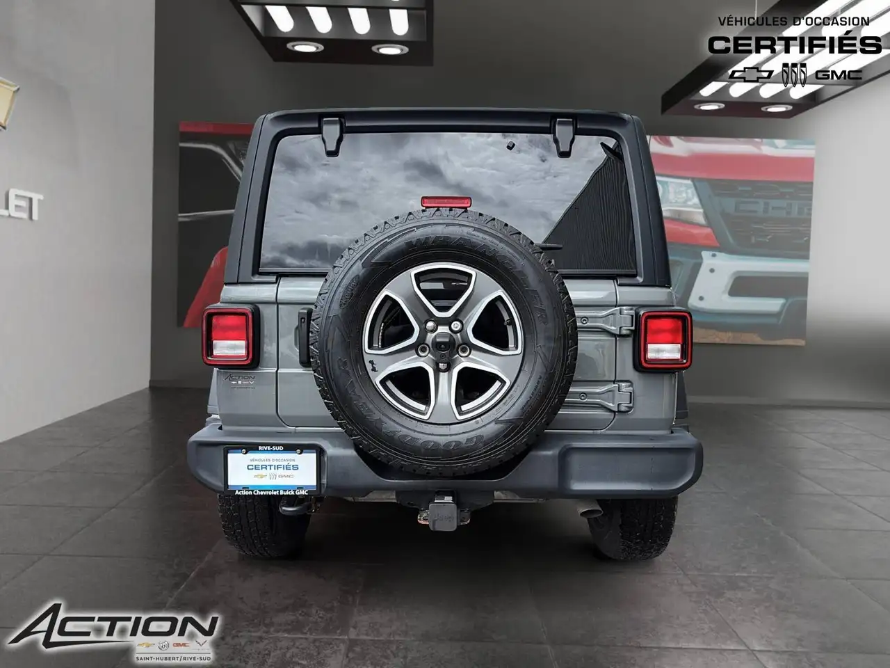 Jeep Wrangler снимка Jeep Wrangler