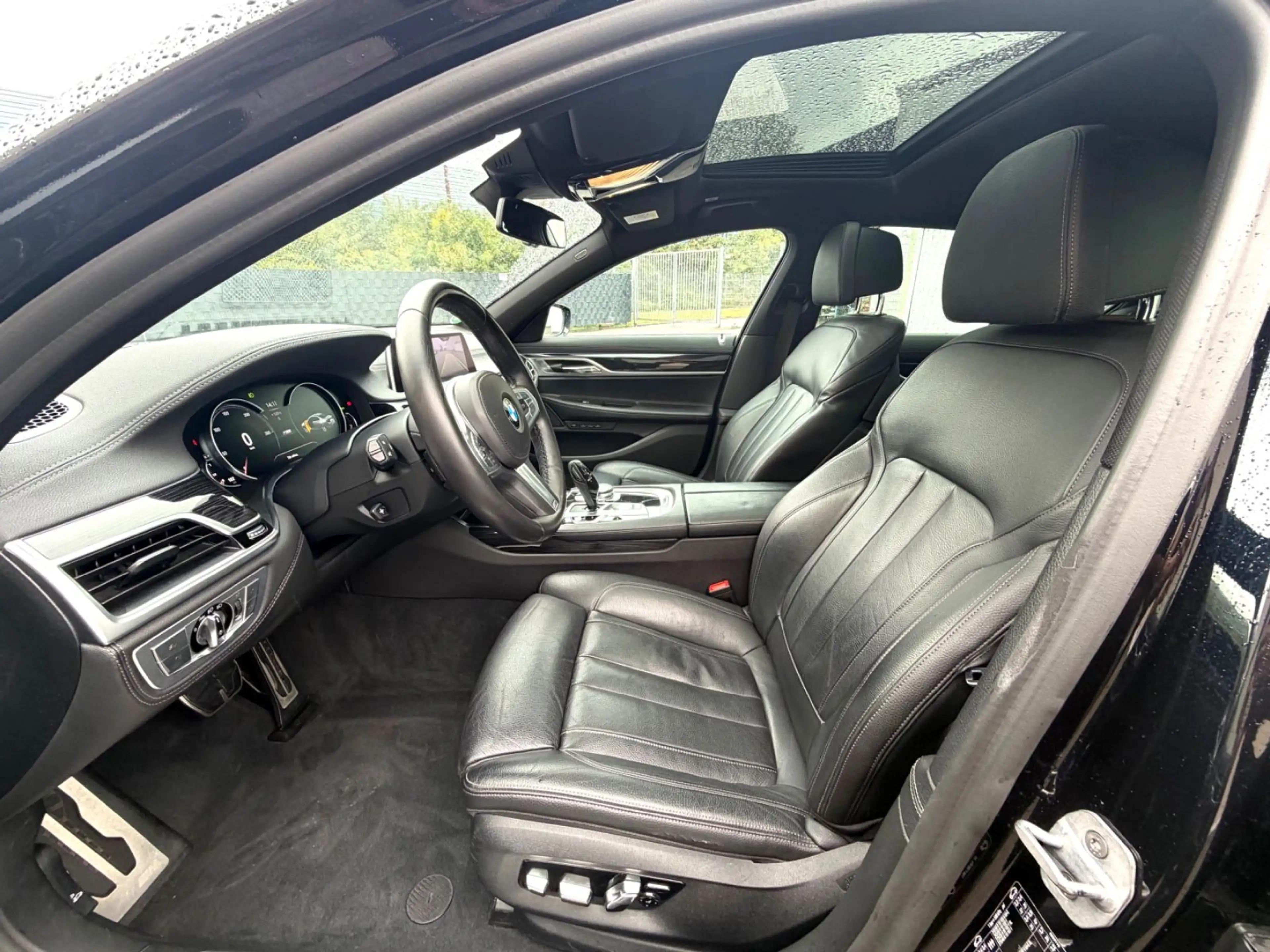 BMW 730 d xDrive M Sport Paket+Head+2 Hand+Shz+Kamera — photo 12