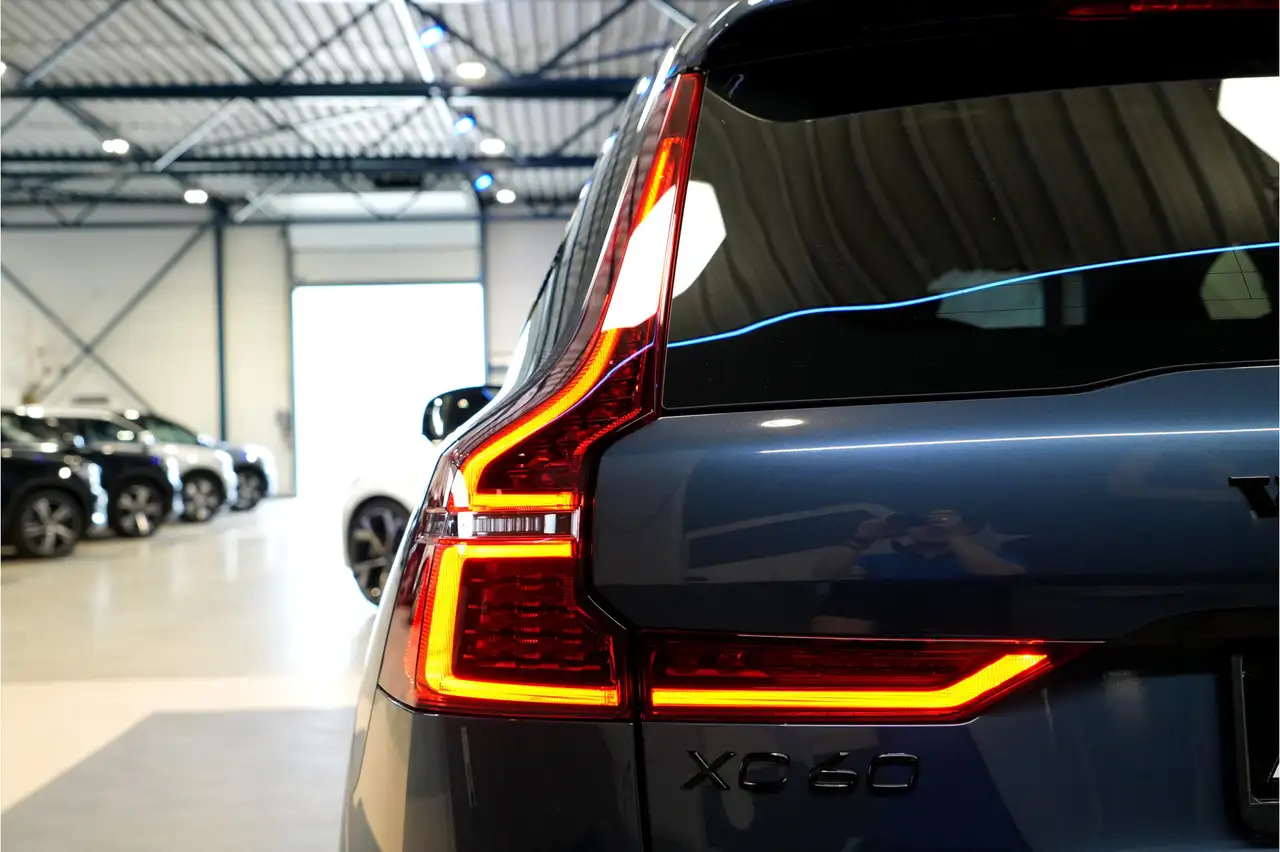 Volvo XC60 2026 — фото 13