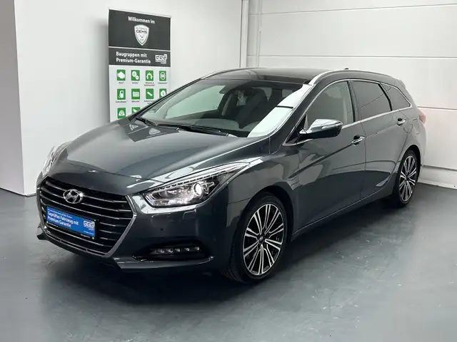 Hyundai i40 blue Style I.Hand Pano Leder Navi AHK