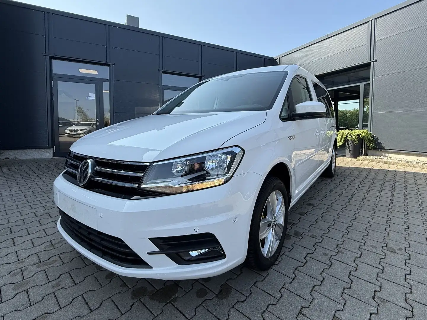 Volkswagen Caddy Maxi 2.0 TDi DSG Comfortline Alb - 1