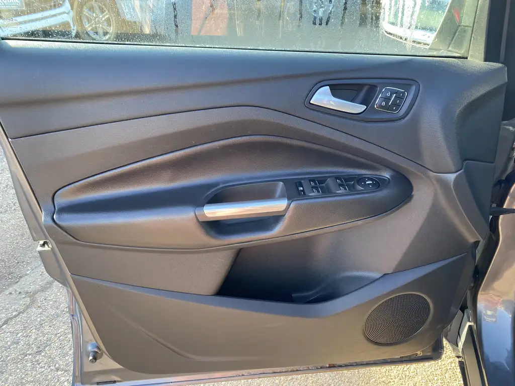 2013 Ford Escape Titanium | Remote Start | Heated Side Mirrors | Du — photo 6