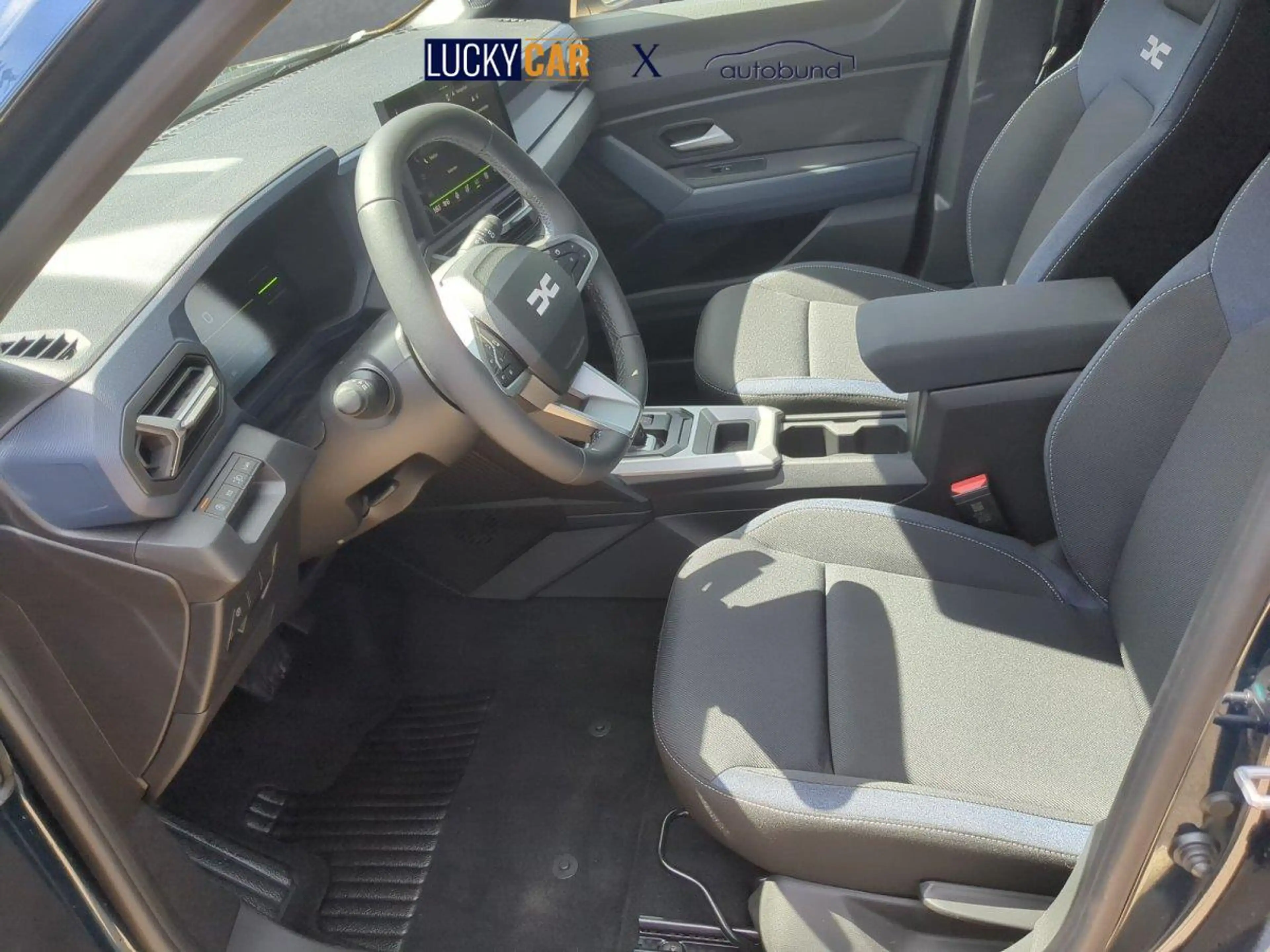 Dacia Bigster Expression RFK+Winterpaket+PDC Hybrid 155 116 k... — photo 4