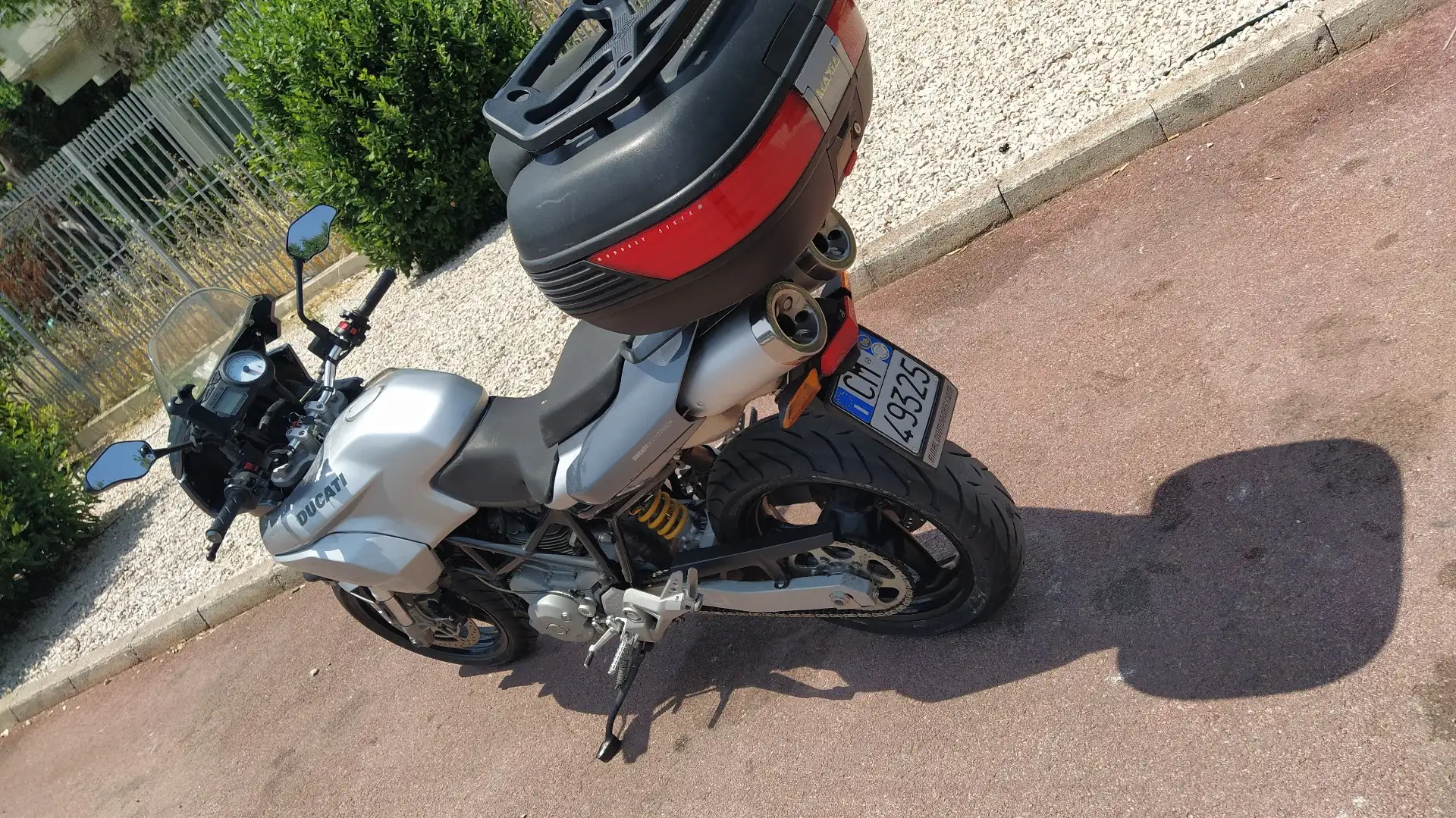 Ducati Multistrada 620 Grey - 1