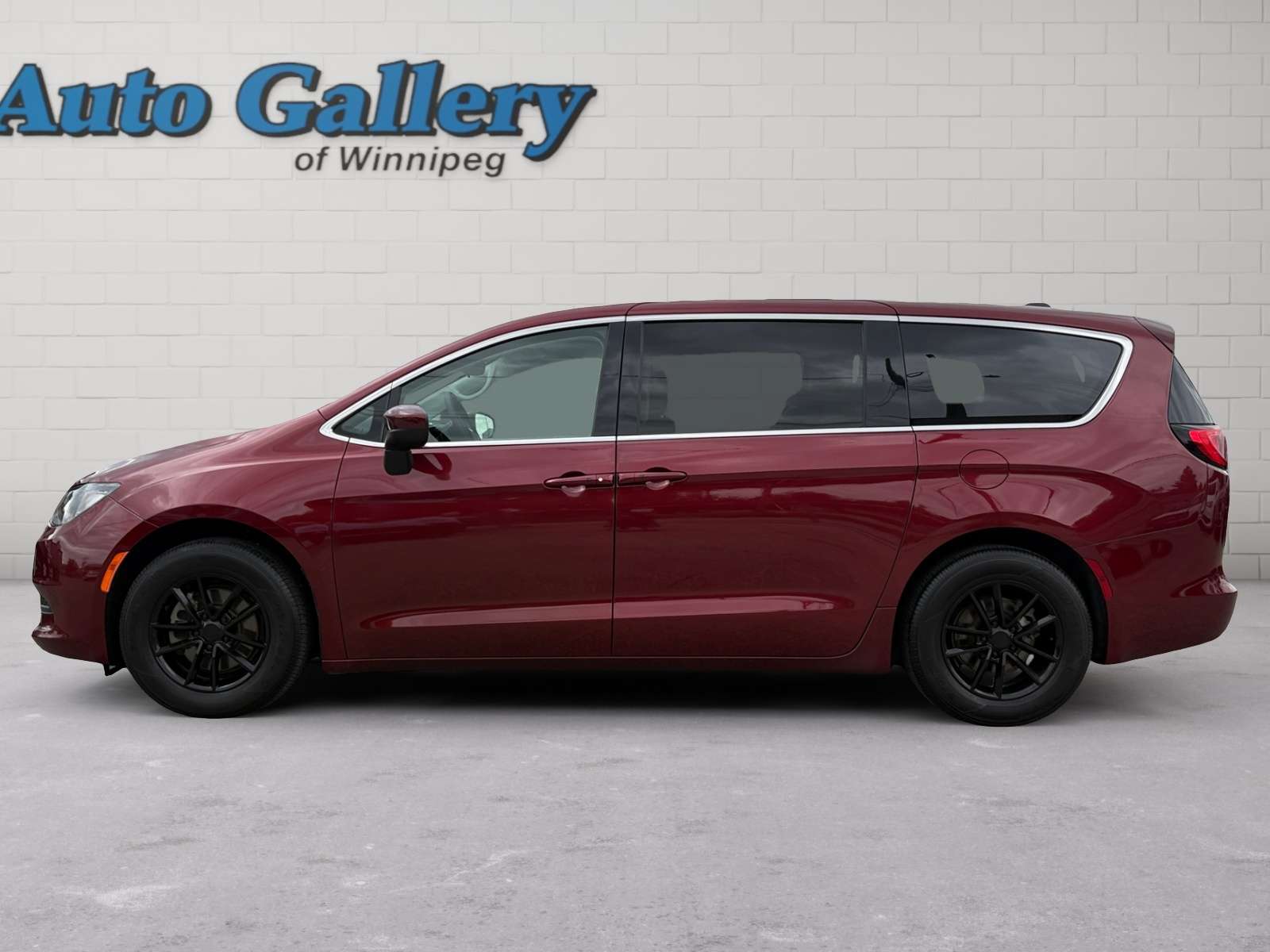 used 2023 Chrysler Grand Caravan car, priced at $35,384