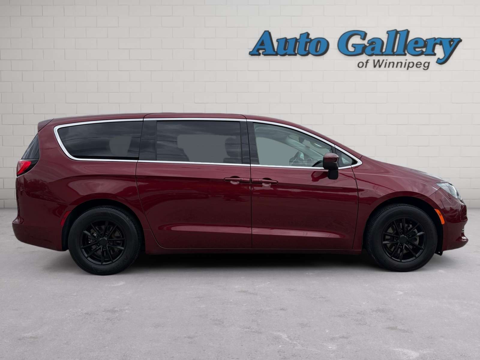 used 2023 Chrysler Grand Caravan car, priced at $35,384
