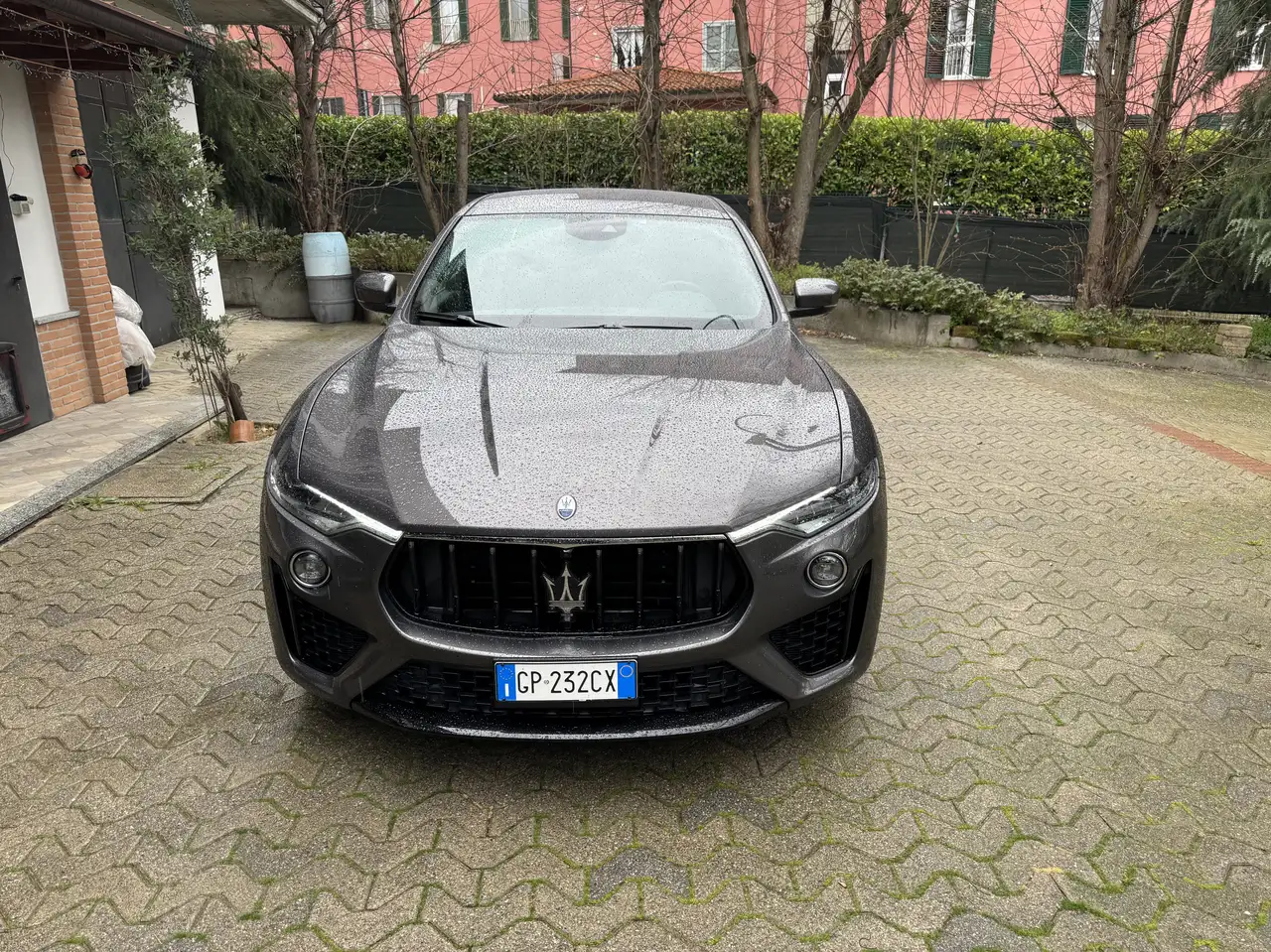 Maserati Levante 2023 — фото 14