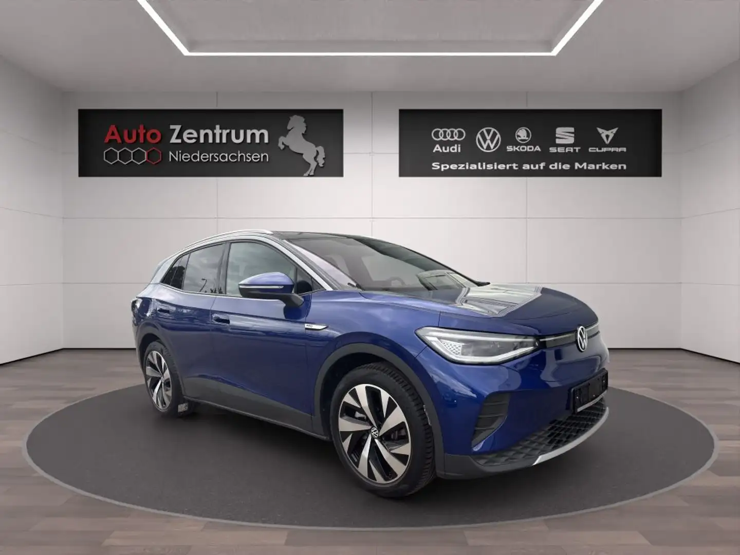Volkswagen ID.4 Performance Upgrade Pro CarPlay AHK*PANO*360°Matrx Blau - 1