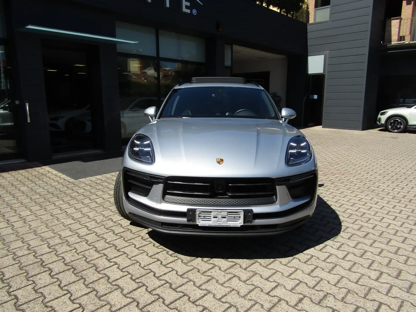 Porsche Macan 2.0 265cv PDK,CERCHI 20,TETTO,PELLE,SEDILI ELETTR. Argento - 2