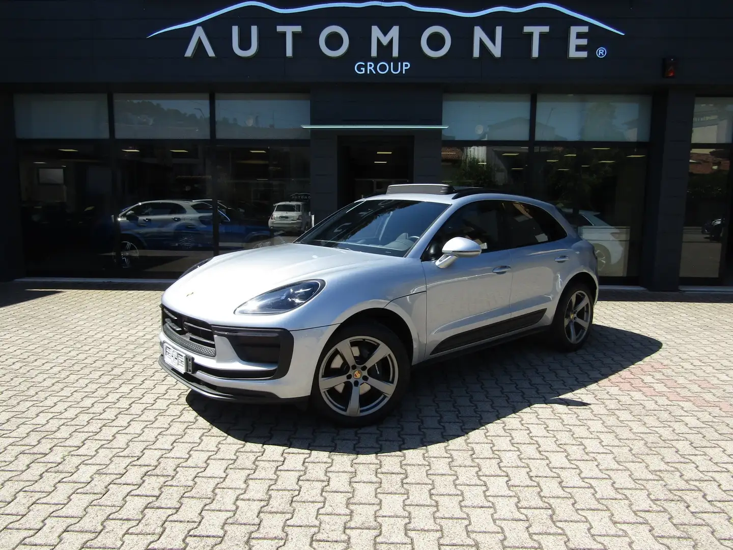 Porsche Macan 2.0 265cv PDK,CERCHI 20,TETTO,PELLE,SEDILI ELETTR. Argento - 1