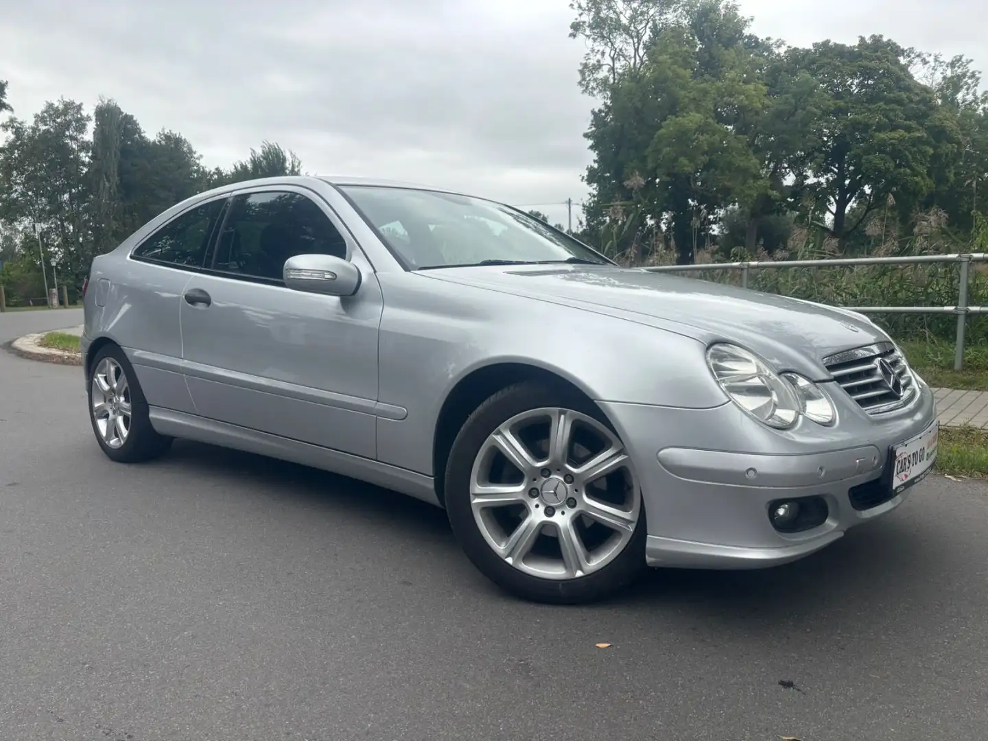 Mercedes-Benz C 160 C -Klasse Sportcoupe C 160 Plateado - 2