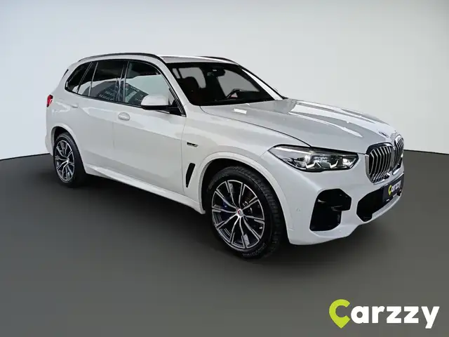 BMW X5 X-DRIVE 45E Ansicht 4