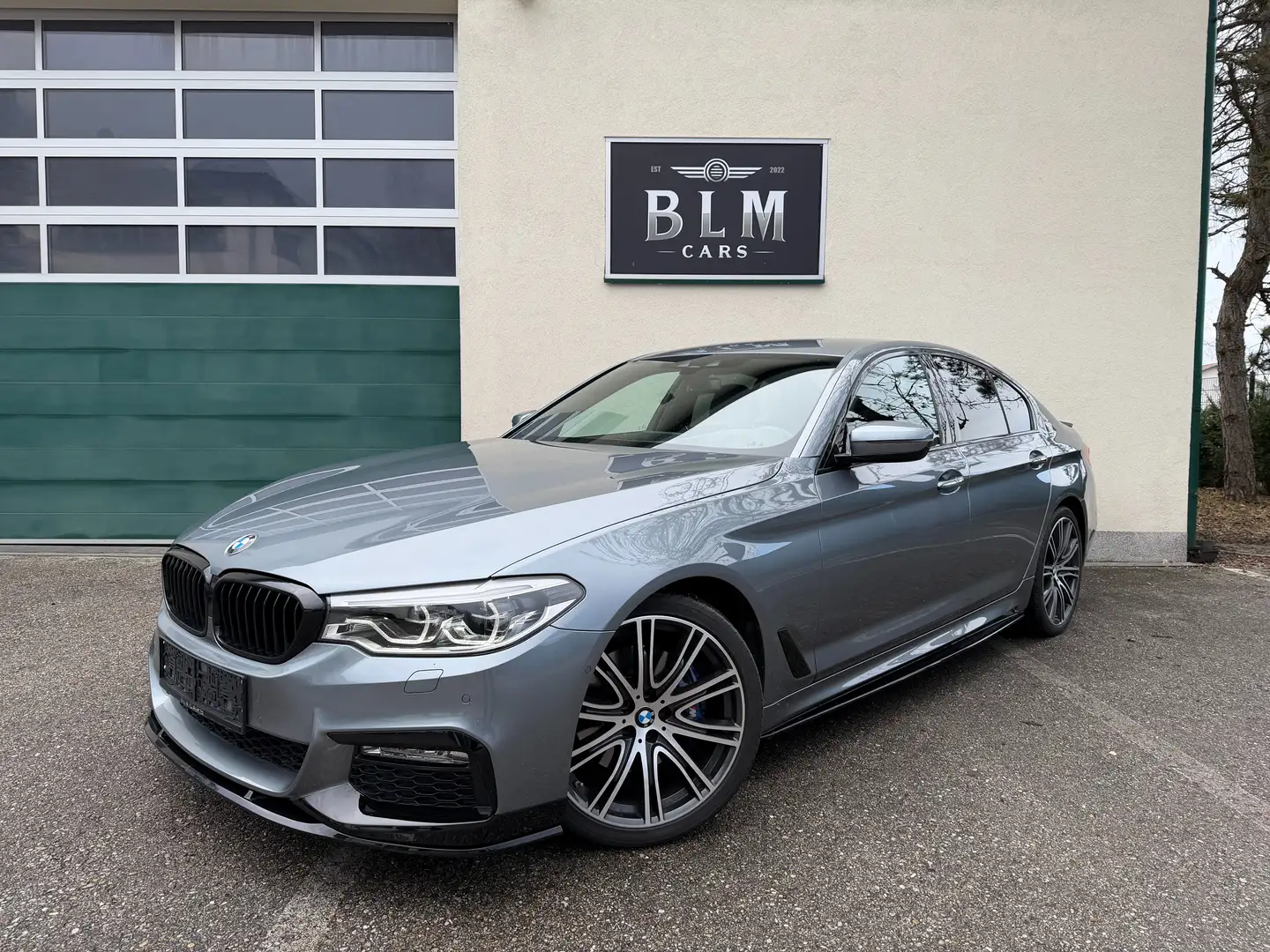 BMW 530 530 d M-Performance H&K, Adaptiv, Head Up, Softclo Grau - 1