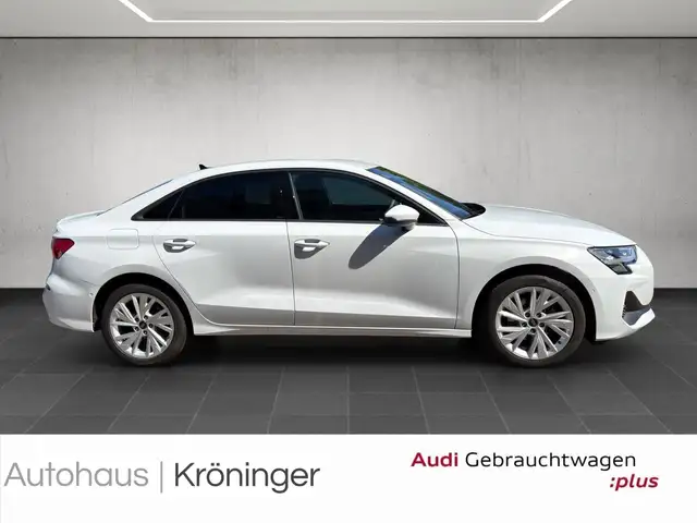 Audi A3 view 4