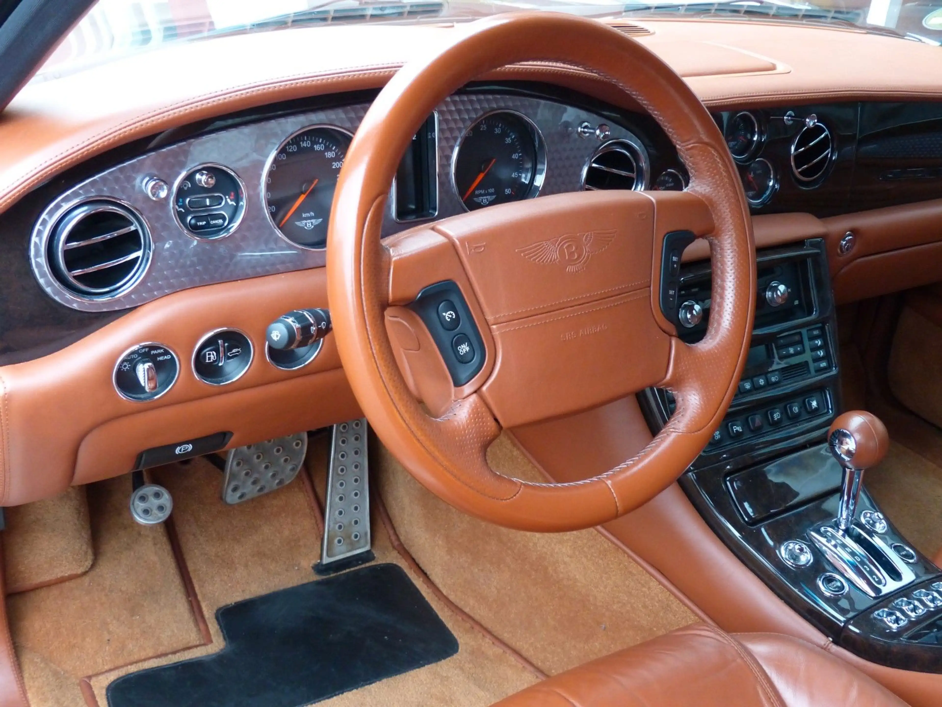 Bentley Arnage T-24 Mulliner*LHD*6.7 V8 T* — photo 11
