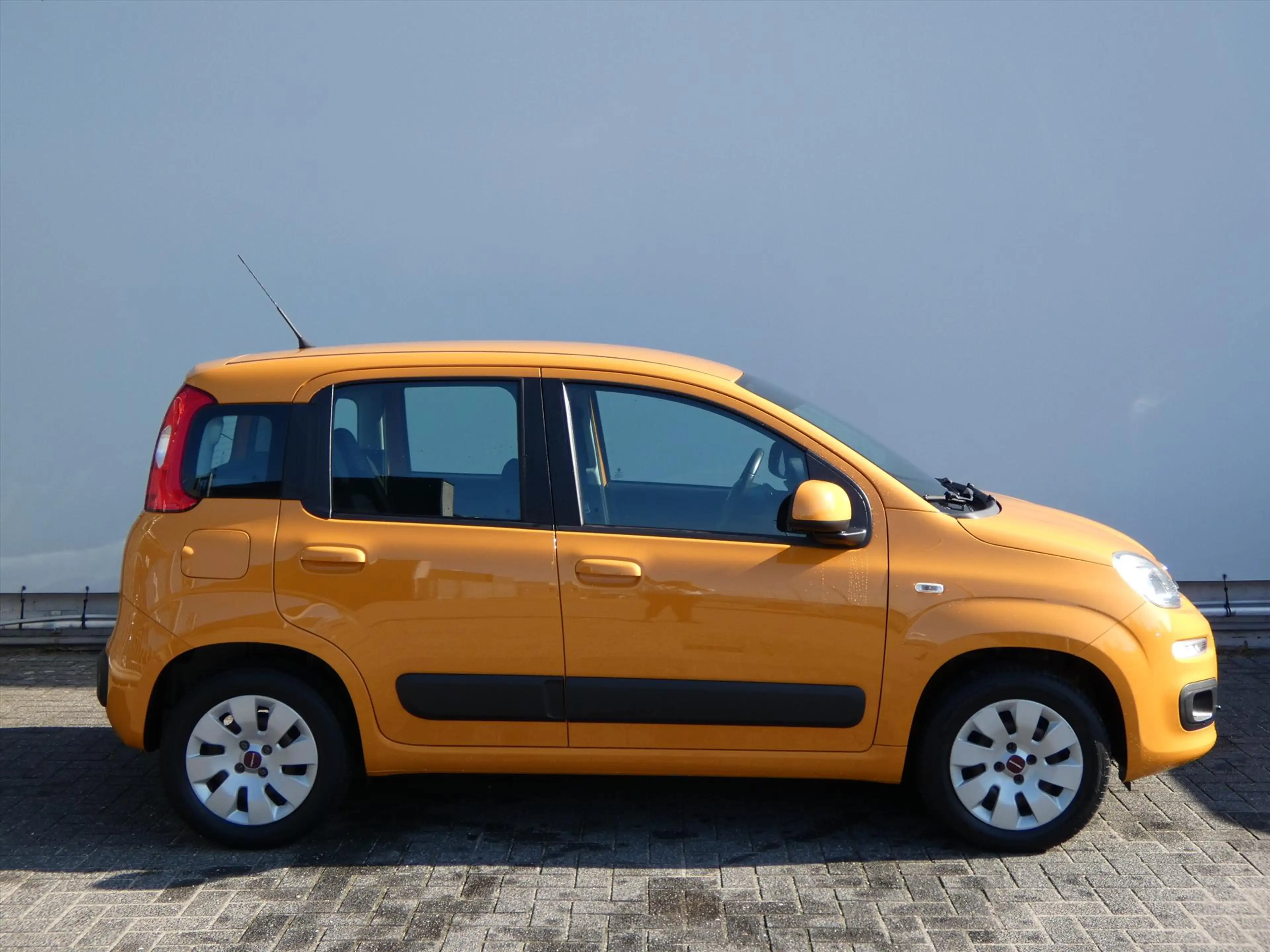Fiat Panda TwinAir Turbo 80PK Dualogic Lounge / Uniek 48.000 — photo 4