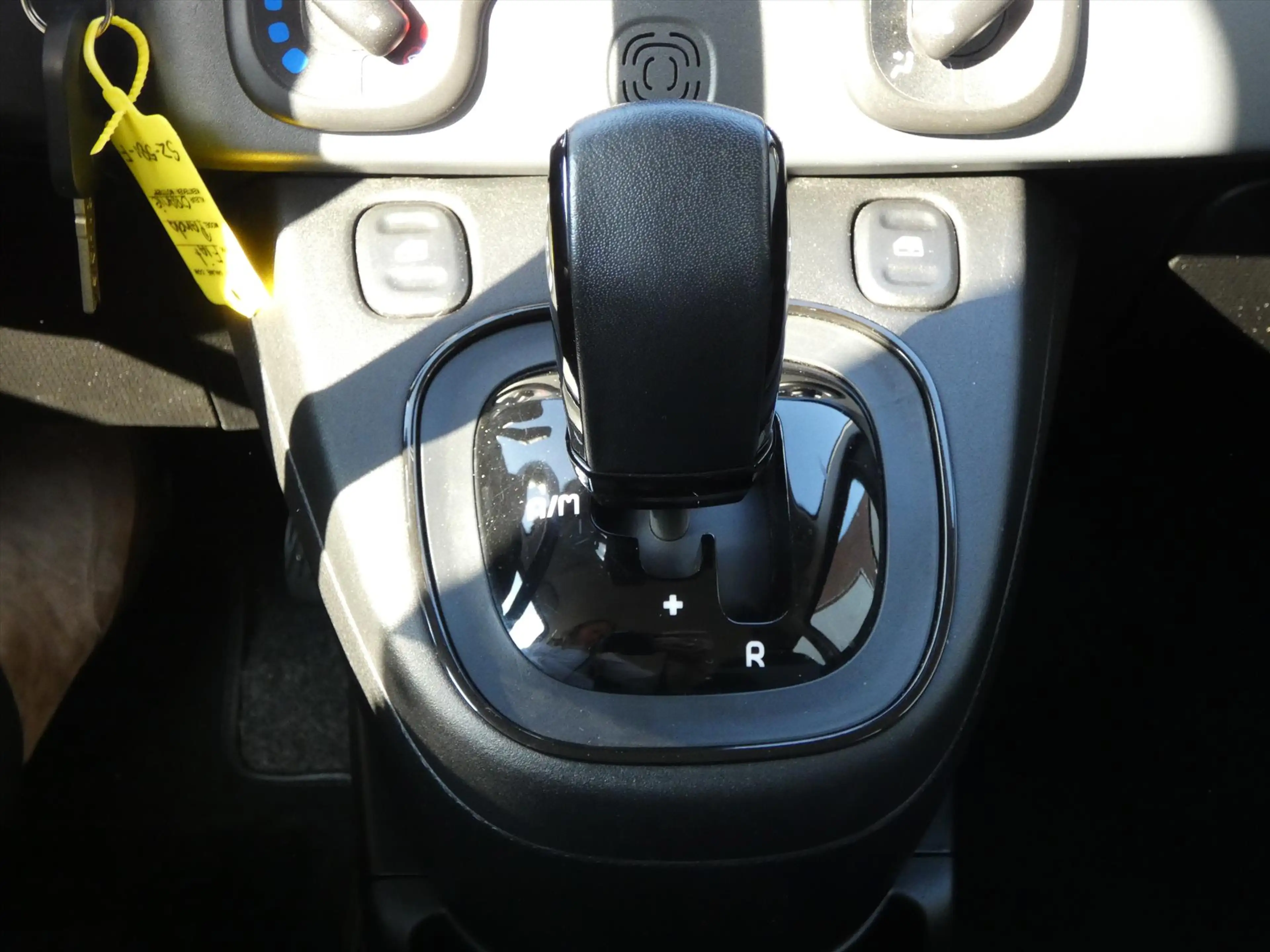 Fiat Panda TwinAir Turbo 80PK Dualogic Lounge / Uniek 48.000 — photo 18