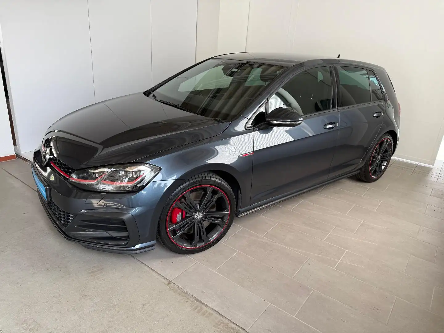 Volkswagen Golf GTI Performance VII 2.0 TSI DSG Performance LED Na Blau - 1