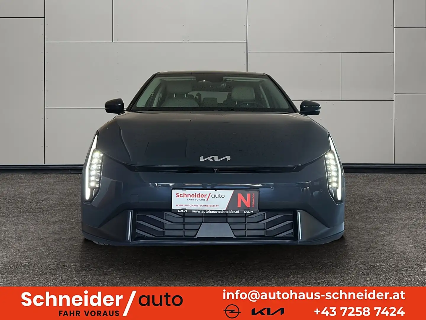 Kia EV4 HB FWD 81,4kWh Earth Plus Grau - 2