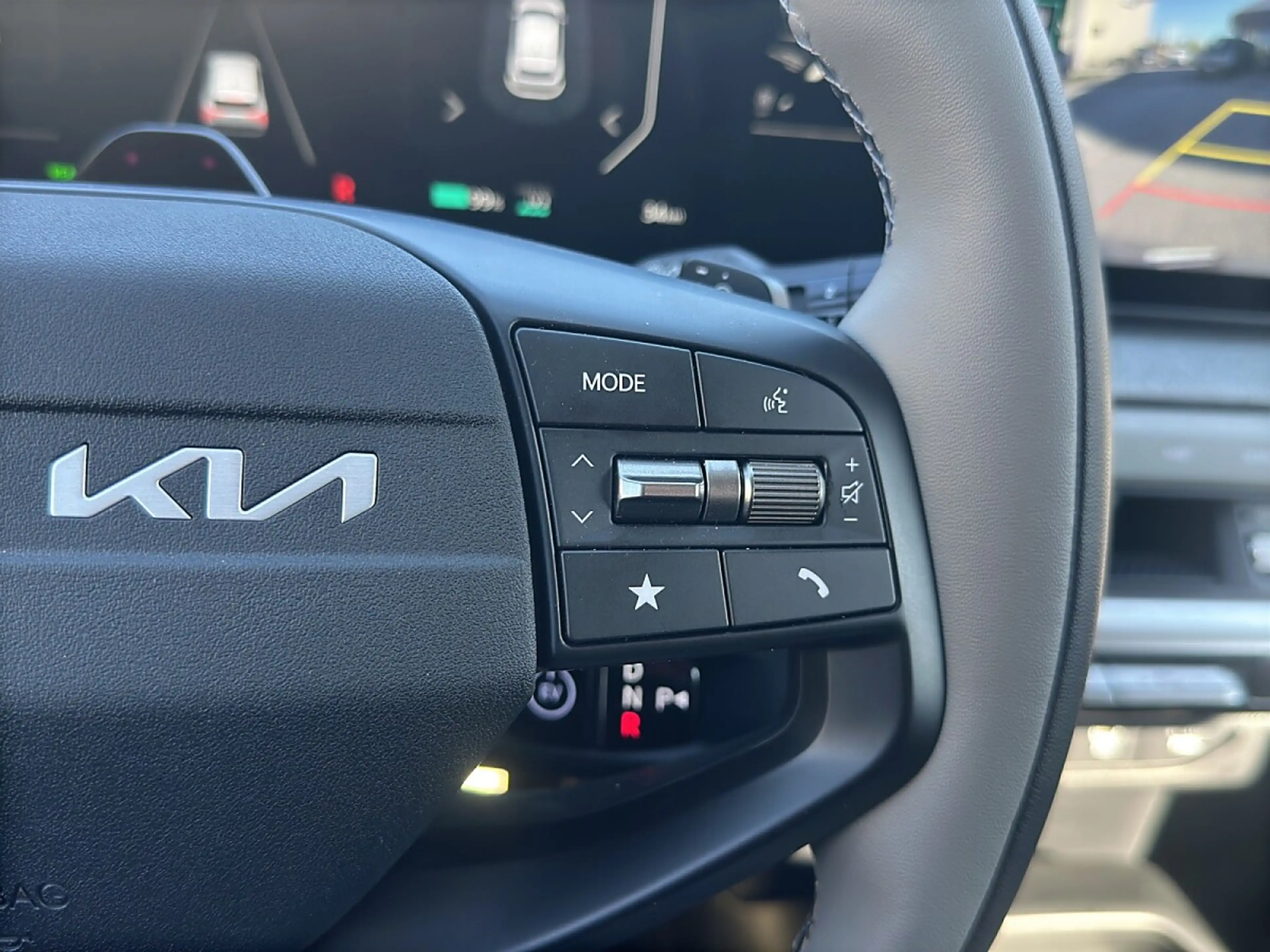 Kia EV4 HB FWD 81,4kWh Earth Plus — photo 12