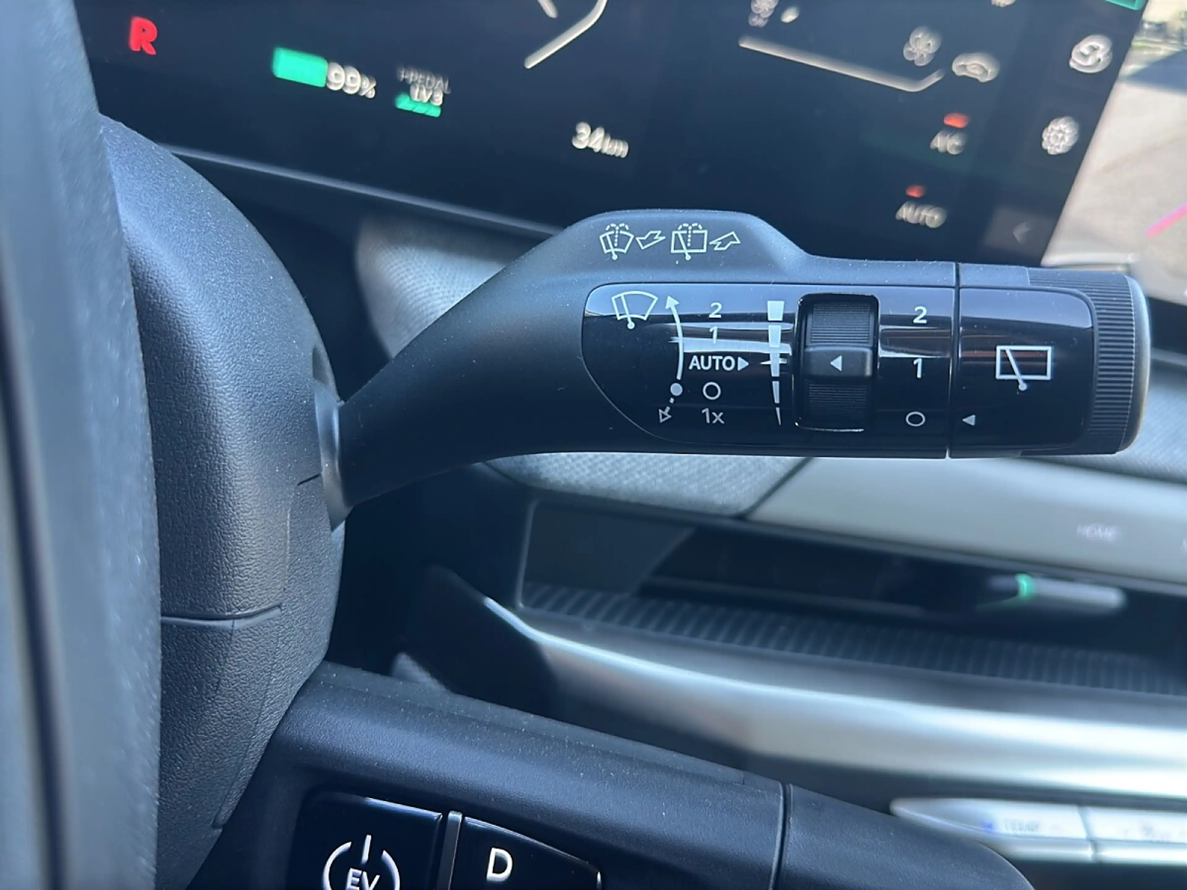 Kia EV4 HB FWD 81,4kWh Earth Plus — photo 14