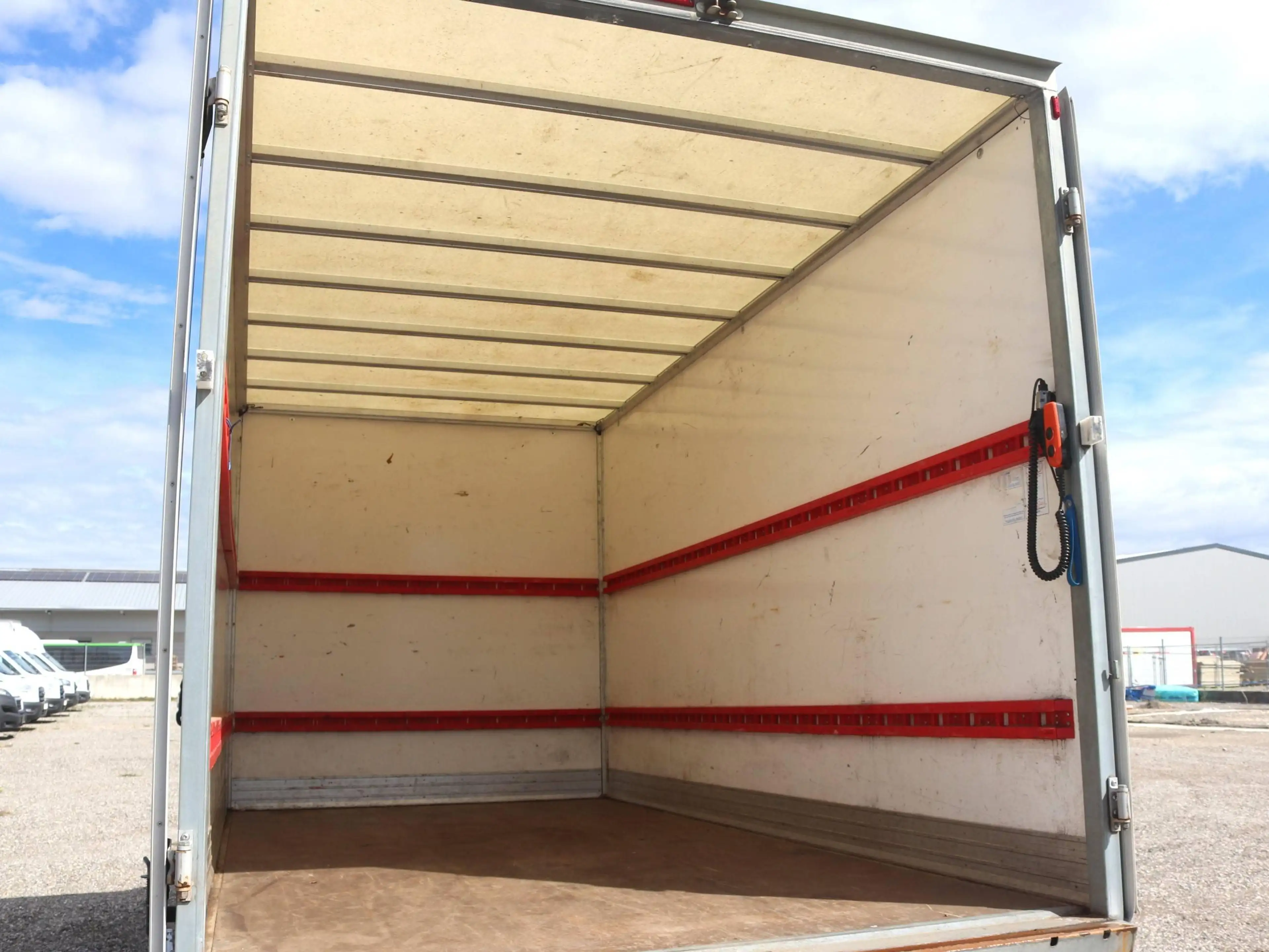Citroen Jumper Ladebordwand Koffer/€ 18.500,-netto/NAVI TEMP KLIMA — photo 9