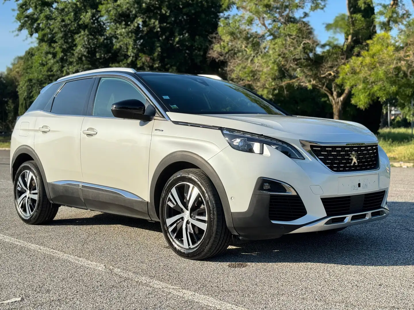 Peugeot 3008 1.2 131cv GT-Line Pelle-Navi-Retro-Led Weiß - 1