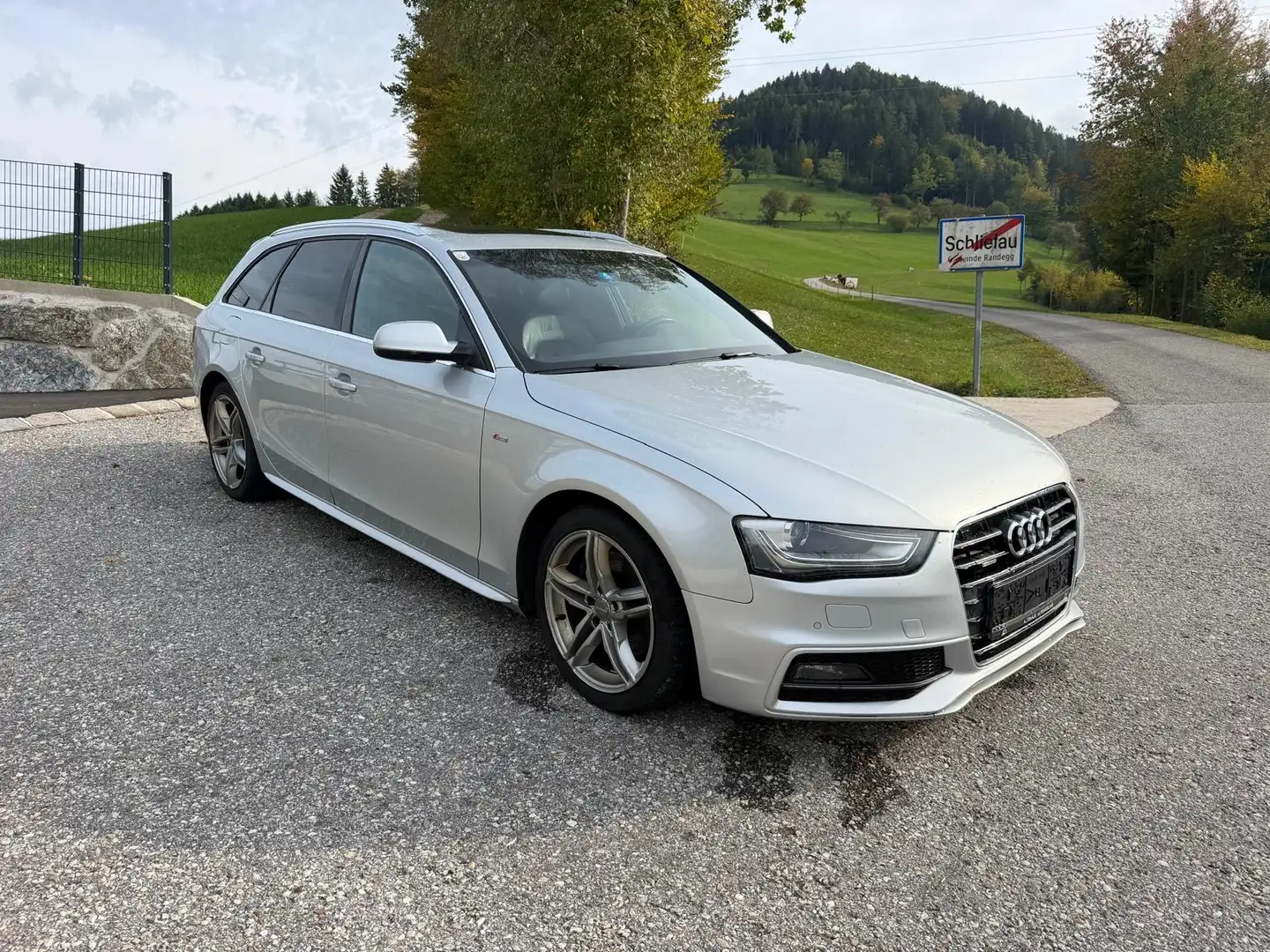Audi A4 A4 Avant 2,0 TDI quattro Sport DPF Sport Silber - 1