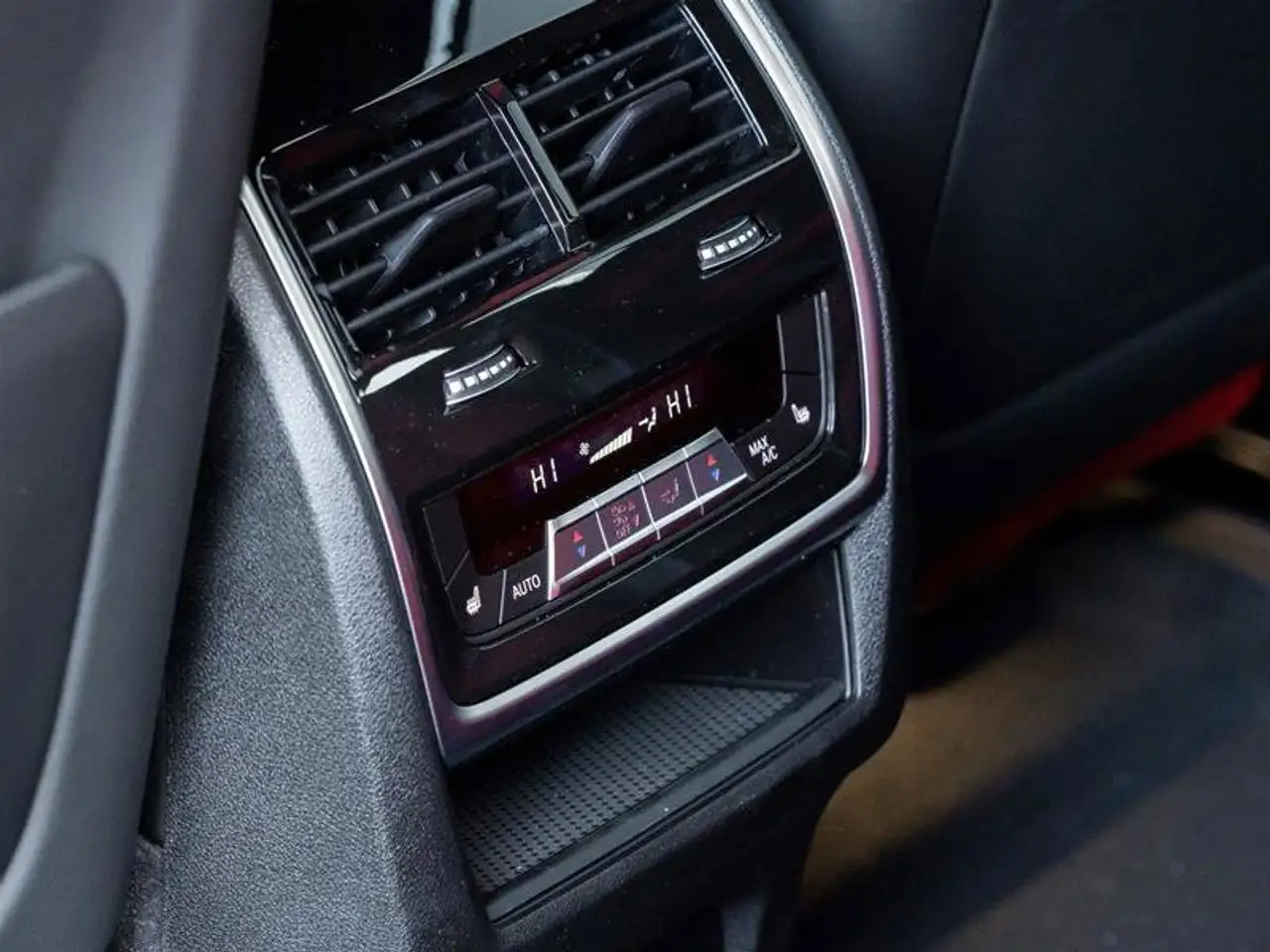 BMW X6 M снимка BMW X6 M