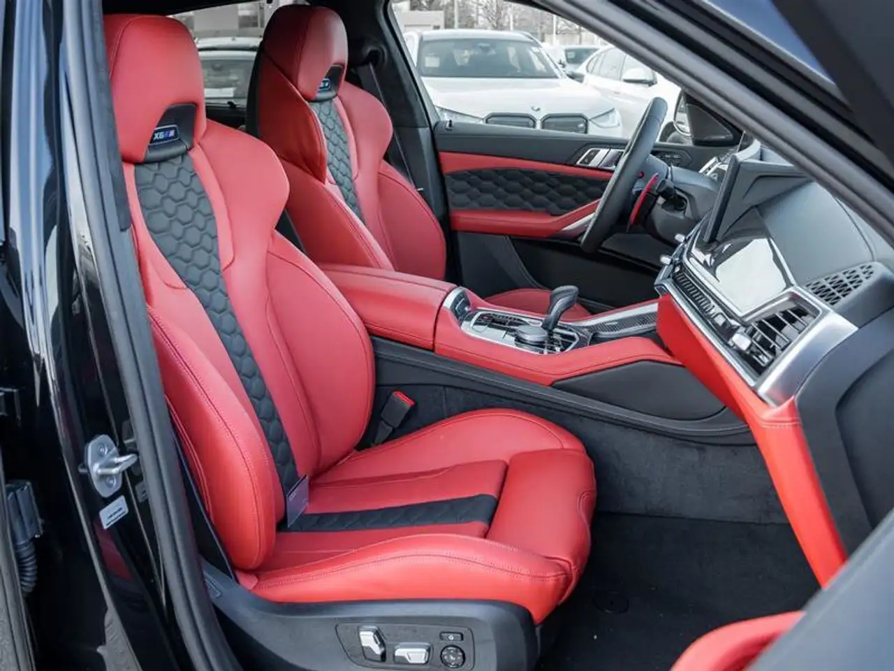 BMW X6 M снимка BMW X6 M