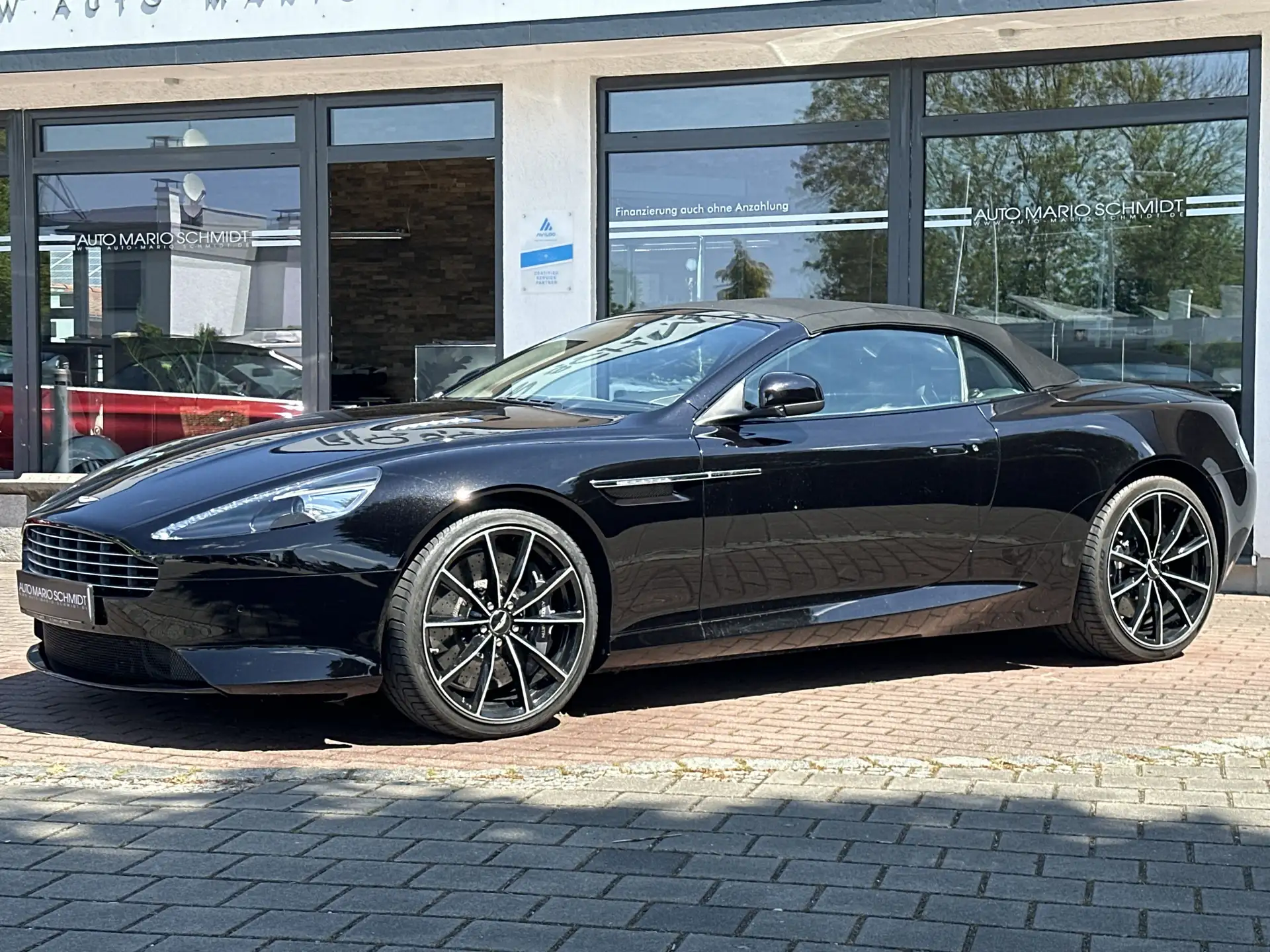 애스턴마틴 DB9 Volante 2016 건메탈 사진 3
