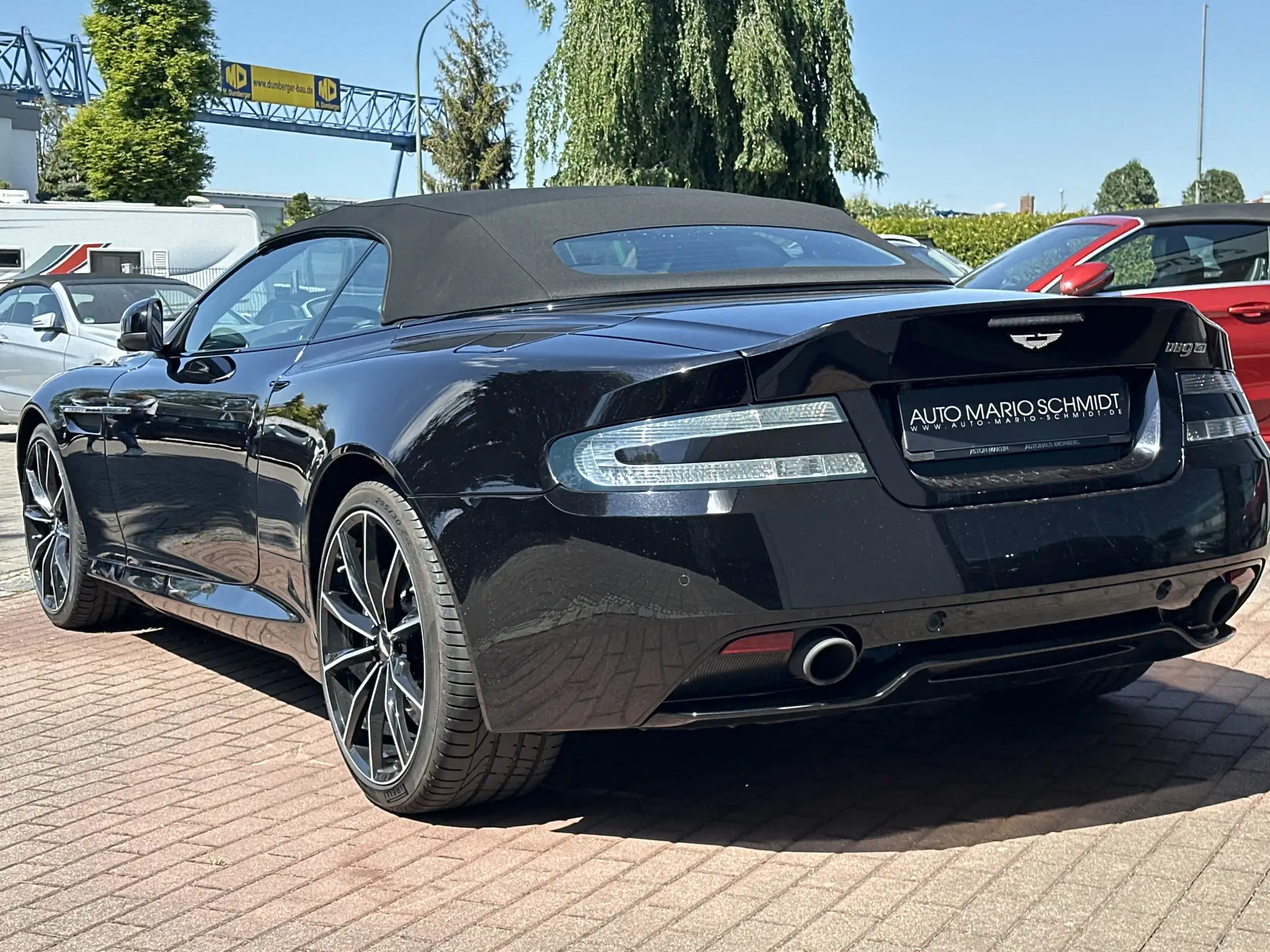애스턴마틴 DB9 Volante 2016 건메탈 사진 4