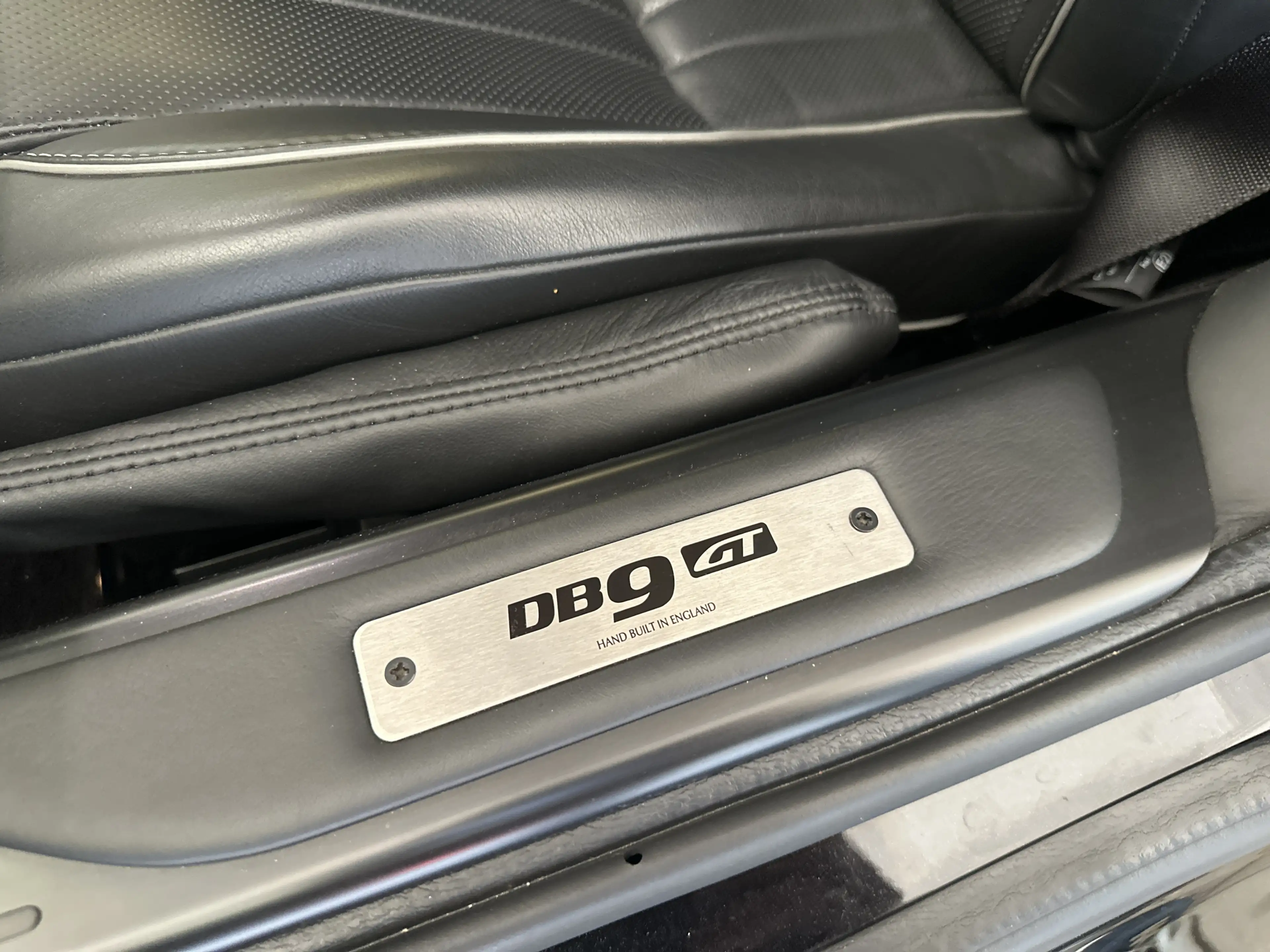 Aston Martin DB9 GT Volante Deutsches Unfallfreies FZG — photo 14