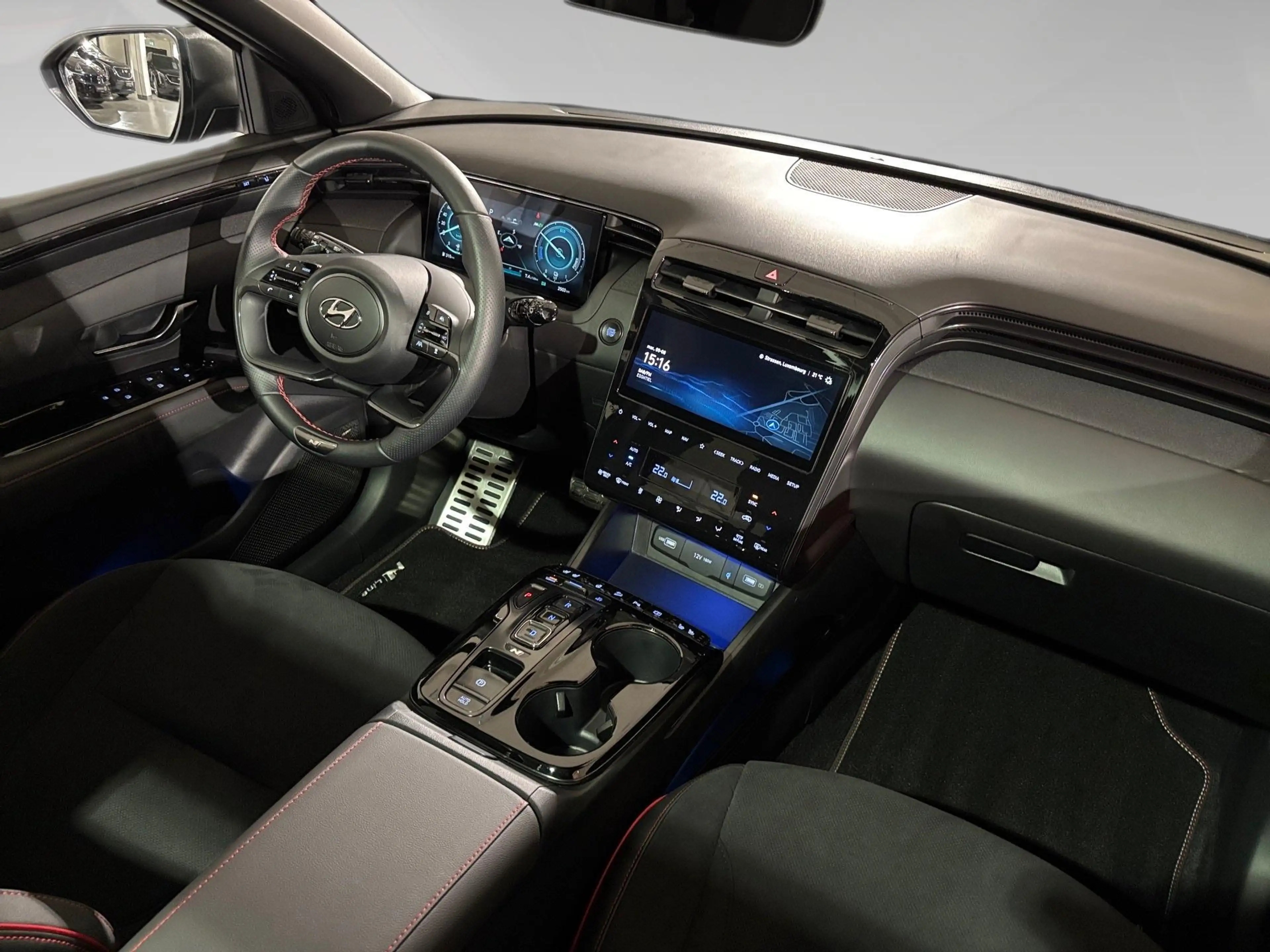 Hyundai TUCSON 1.6 N LINE PLUG IN HYBRID — photo 6