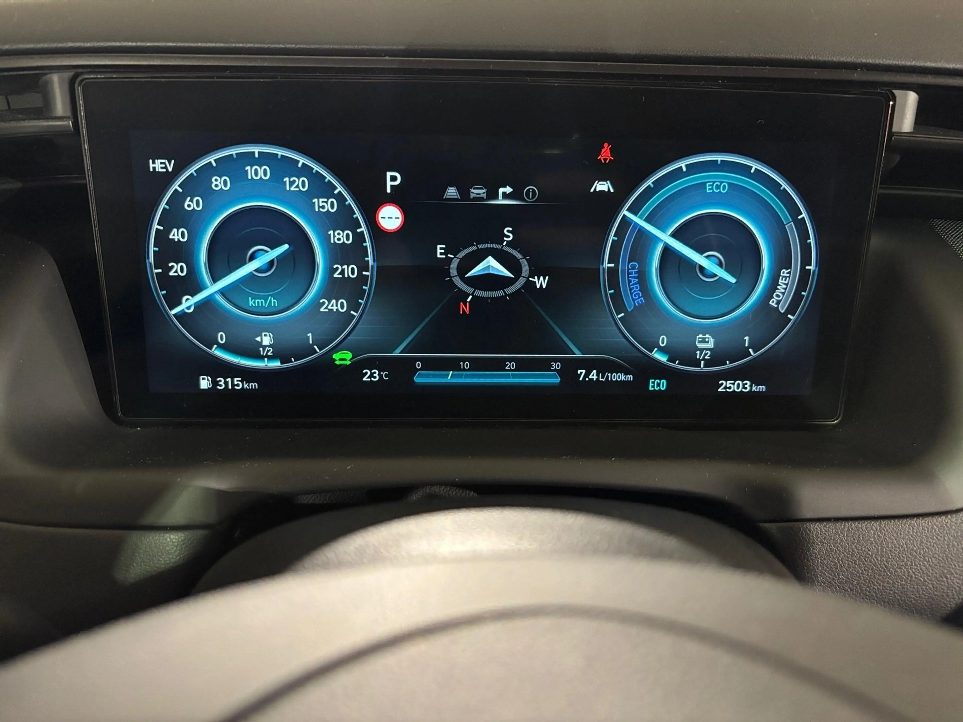 Hyundai TUCSON 1.6 N LINE PLUG IN HYBRID — photo 2
