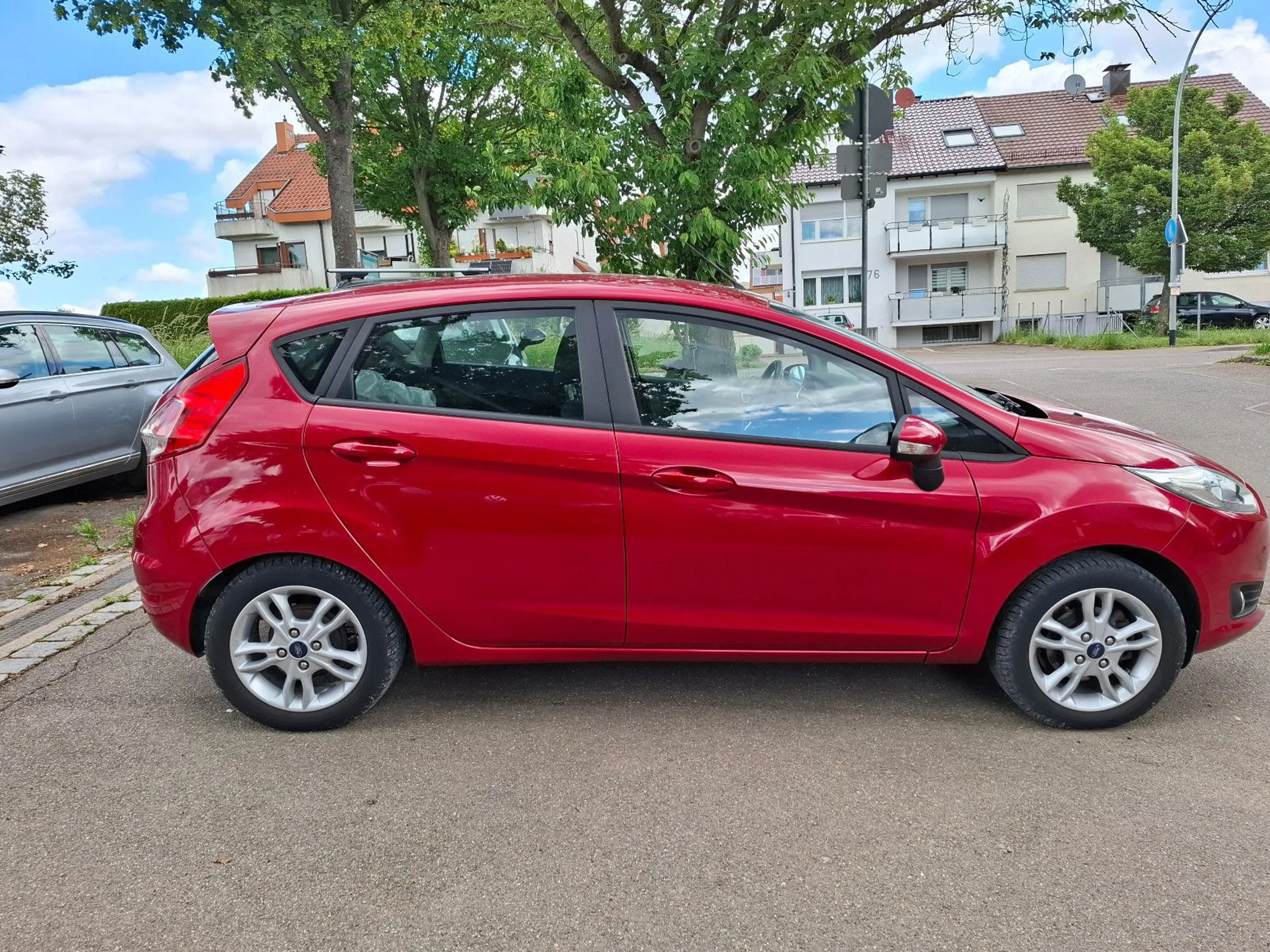 Ford Fiesta Titanium*Euro-6*PDC-V-H*Tüv-Neu* — photo 9