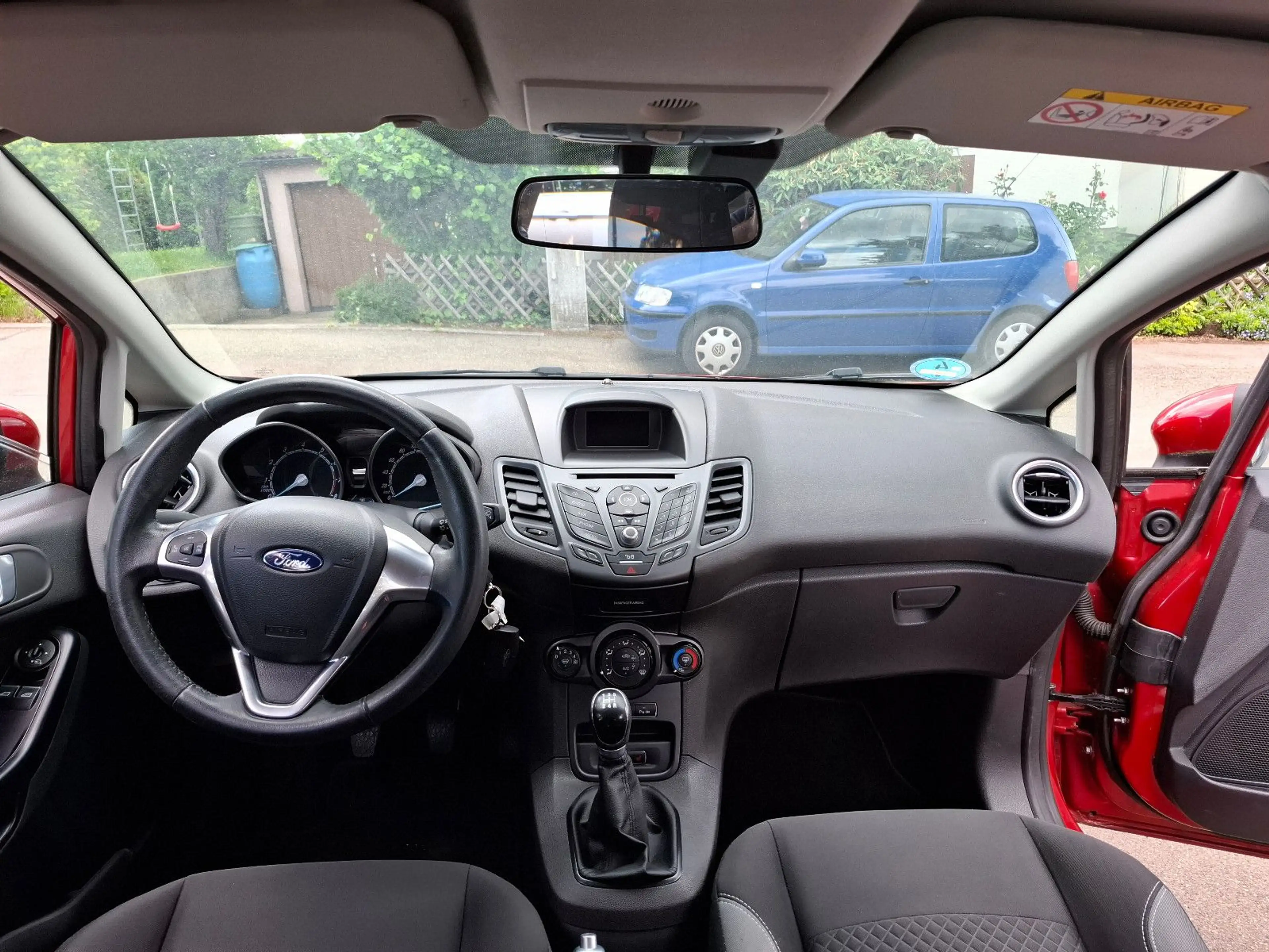 Ford Fiesta Titanium*Euro-6*PDC-V-H*Tüv-Neu* — photo 11