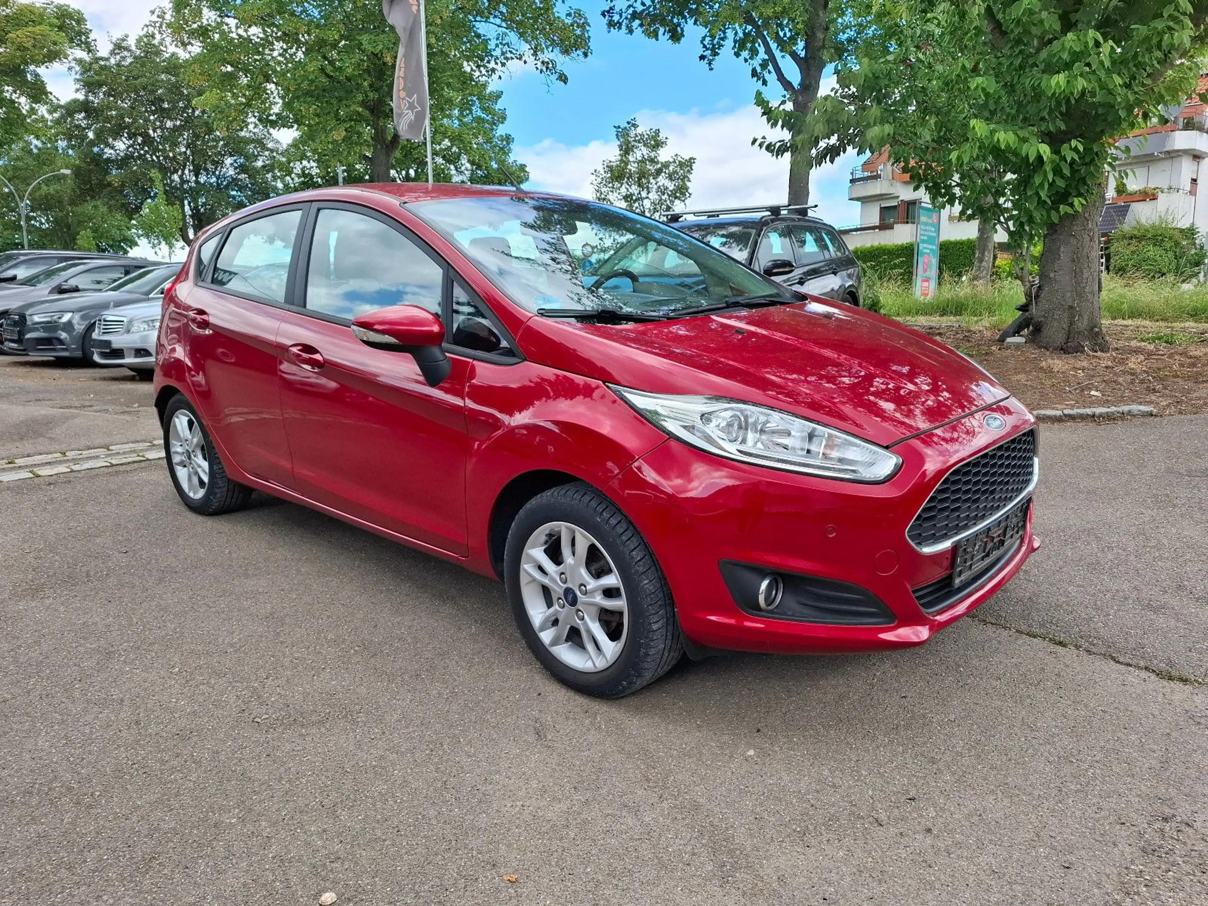 Ford Fiesta Titanium*Euro-6*PDC-V-H*Tüv-Neu* — photo 10