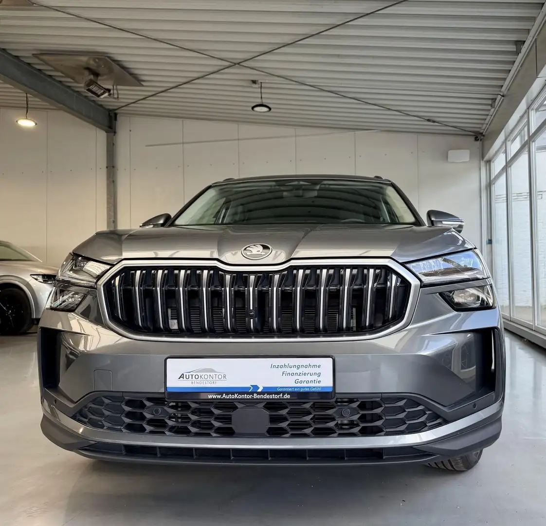 Skoda Kodiaq Autom 4x4 Selection * *LED *Pano *Kamera Gris - 1
