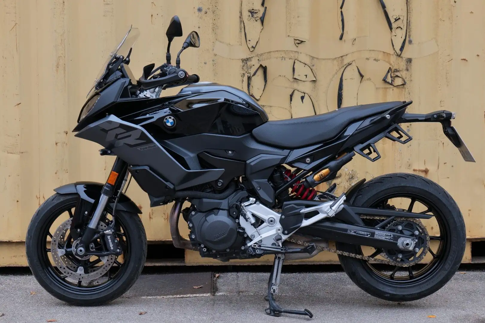 BMW F 900 XR Style Triple Black *Oil Inclusive* Negru - 1
