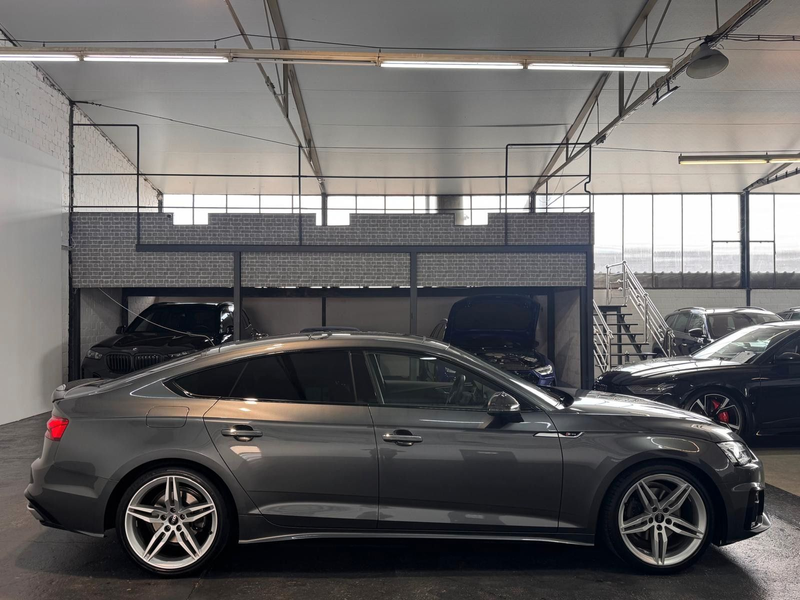 Audi A5 Sportback 35 TDI S line — photo 9