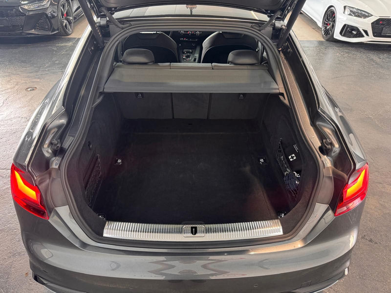 Audi A5 Sportback 35 TDI S line — photo 14