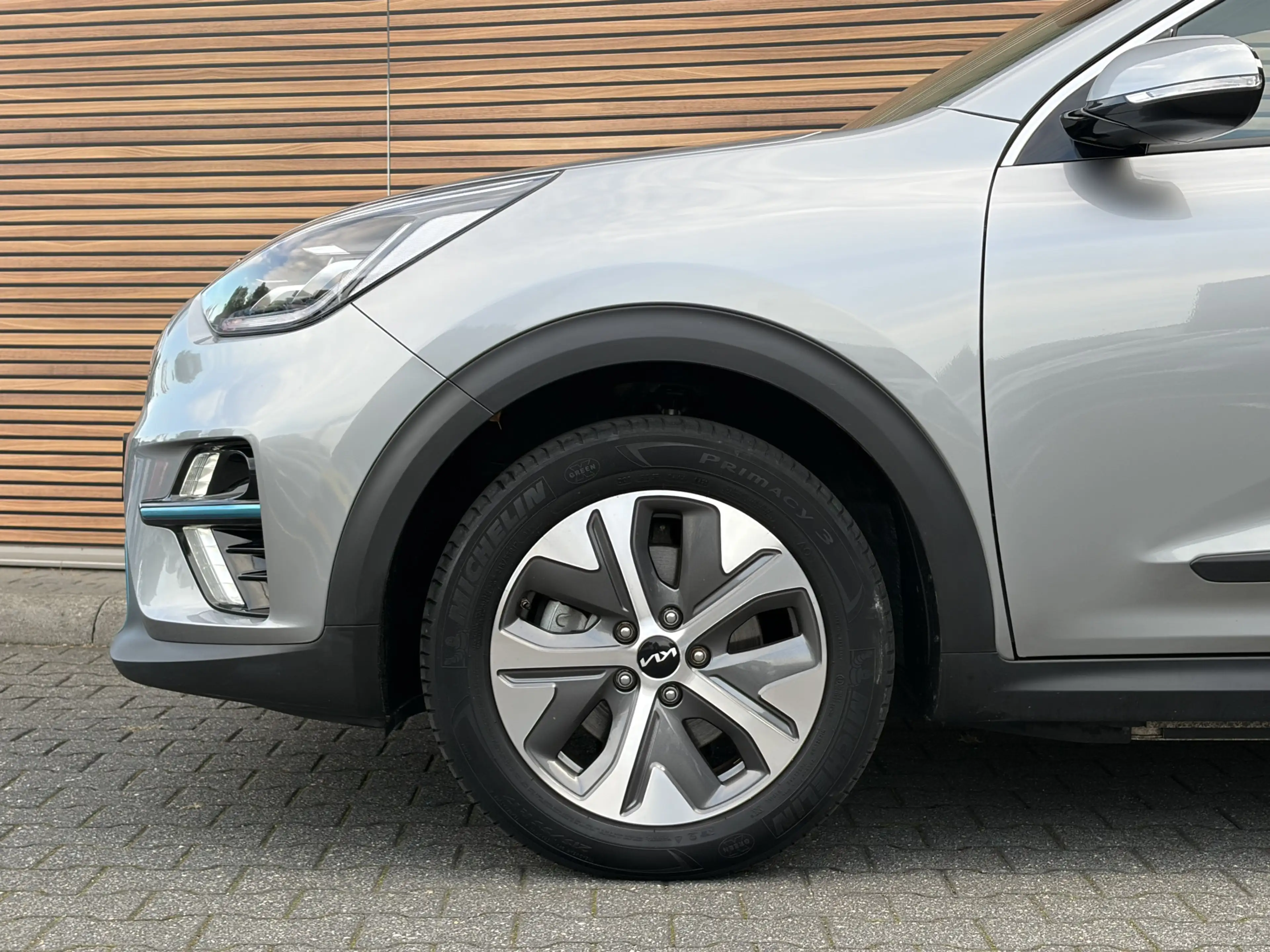 Kia e-Niro DynamicPlusLine 64 kWh Cruise control adaptief / N — photo 13