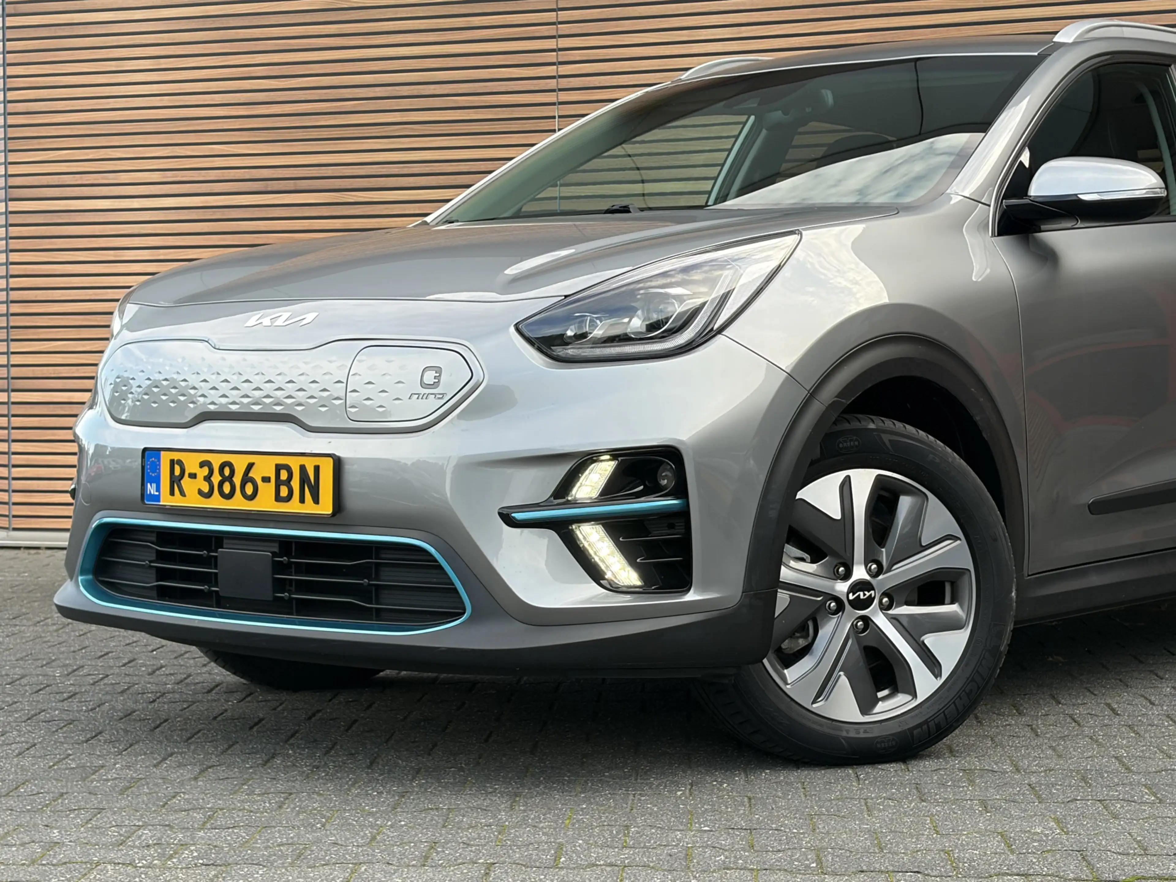 Kia e-Niro DynamicPlusLine 64 kWh Cruise control adaptief / N — photo 11