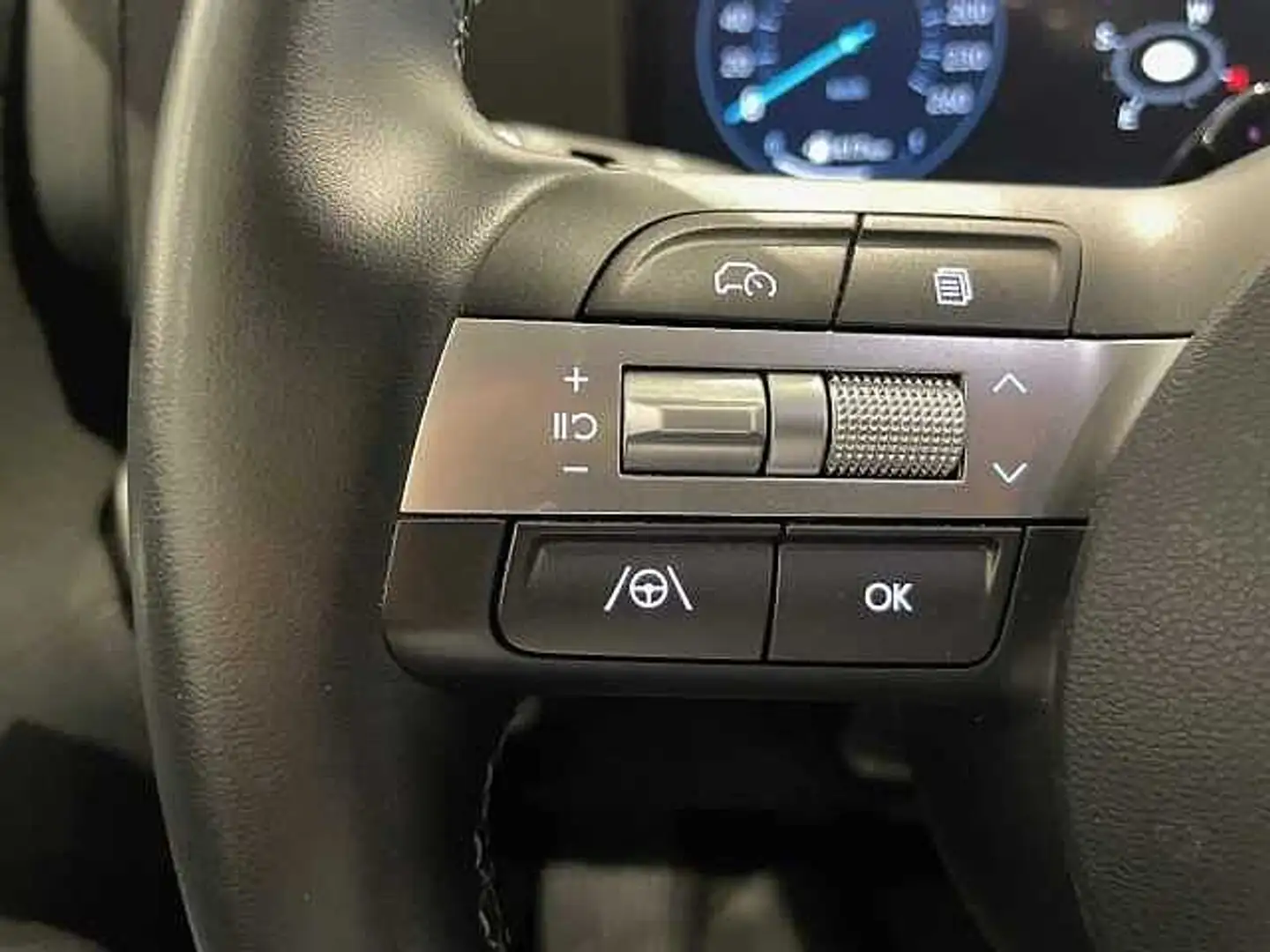 Hyundai KONA 1.0 TGDI Flexx 4x2 Gris - 2
