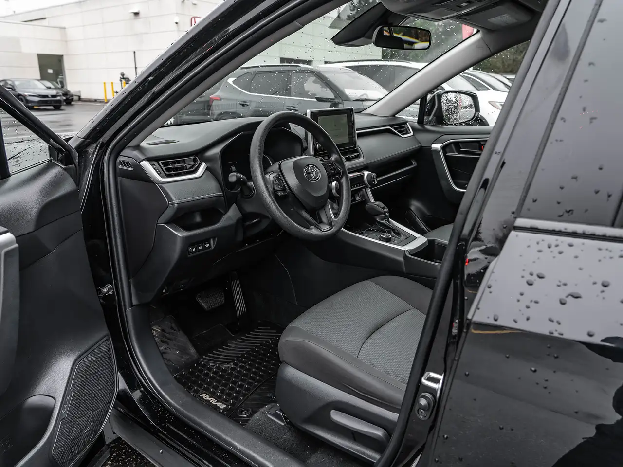 Toyota RAV 4 снимка Toyota RAV 4