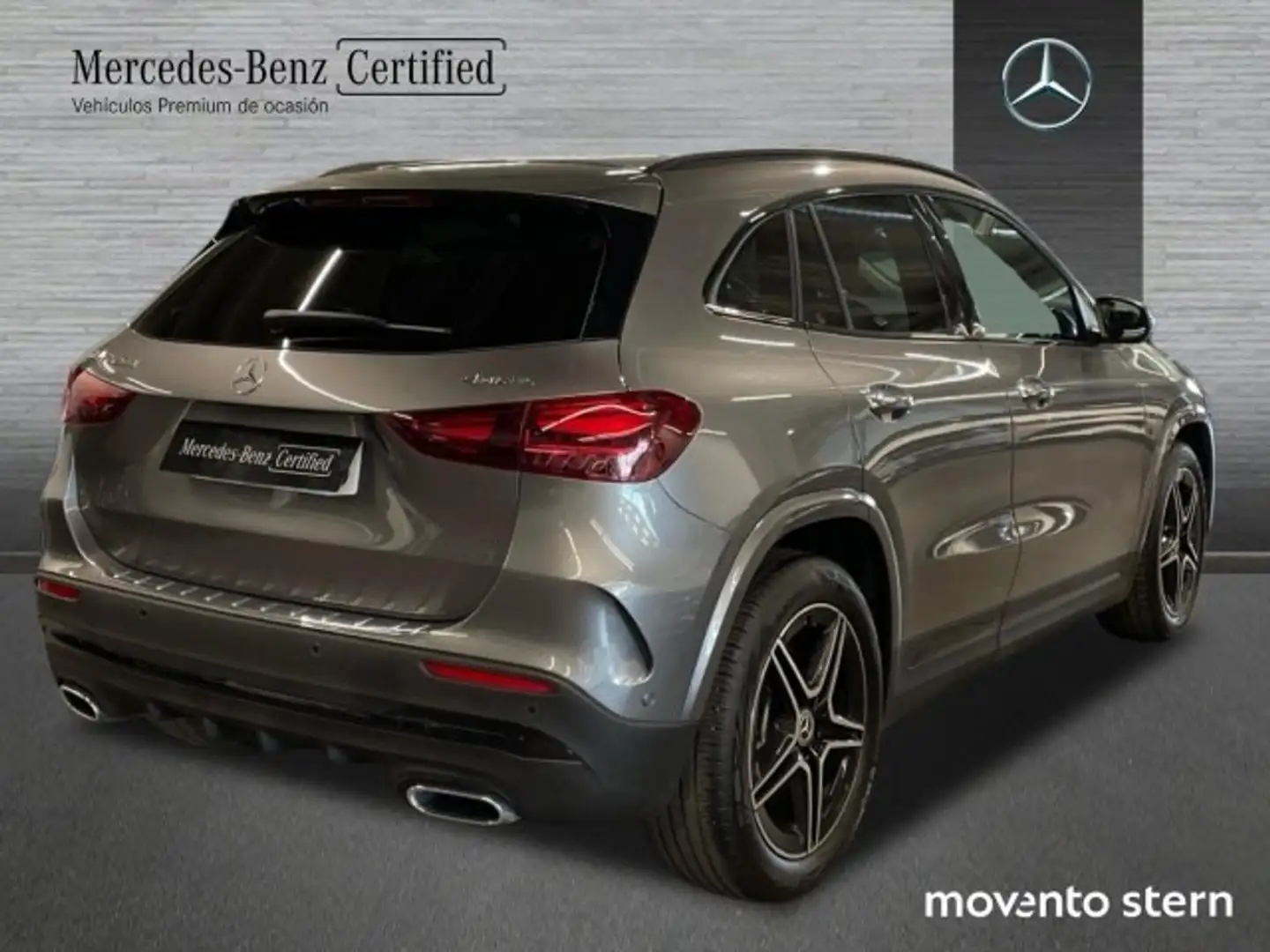 Mercedes-Benz GLA 220 220d 4Matic 8G-DCT Gris - 2