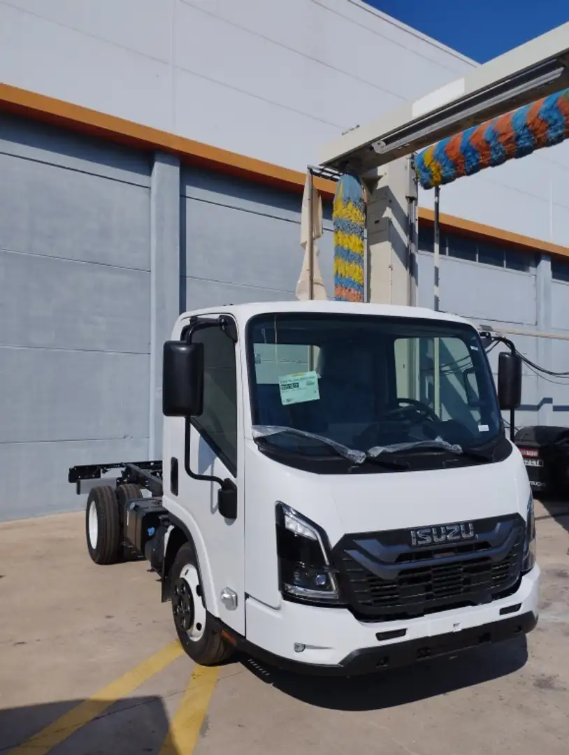 Isuzu M 21 TT Wit - 2